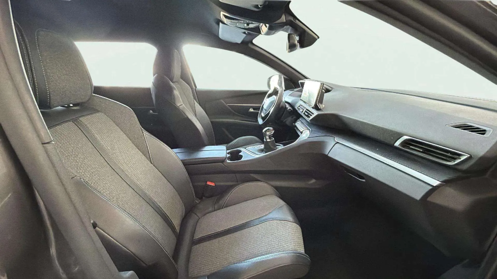 Peugeot 5008 1.2 PureTech Allure Pack - foto 19