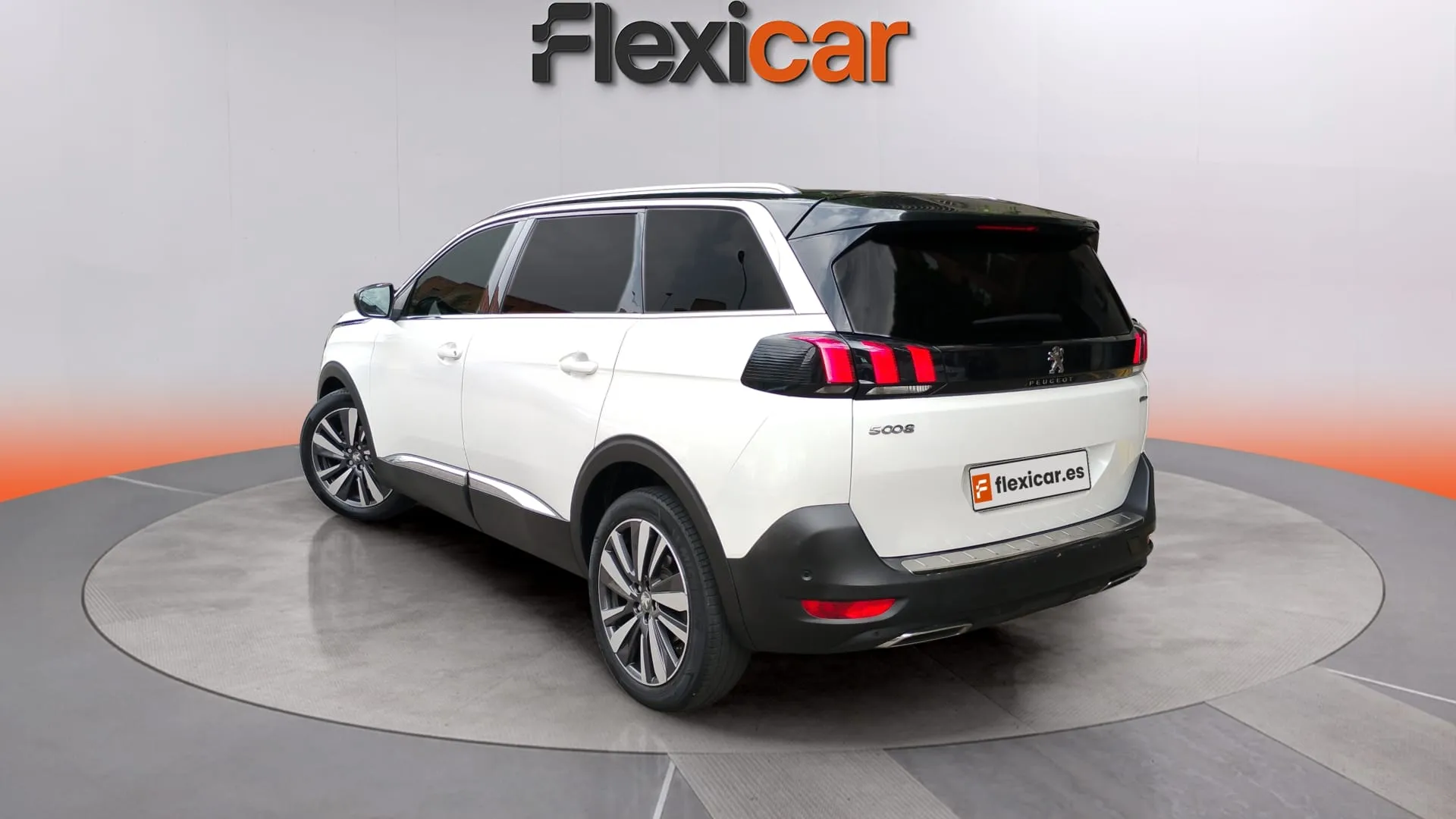 Peugeot 5008 GT-Line 1.6L THP EAT6 - foto 5