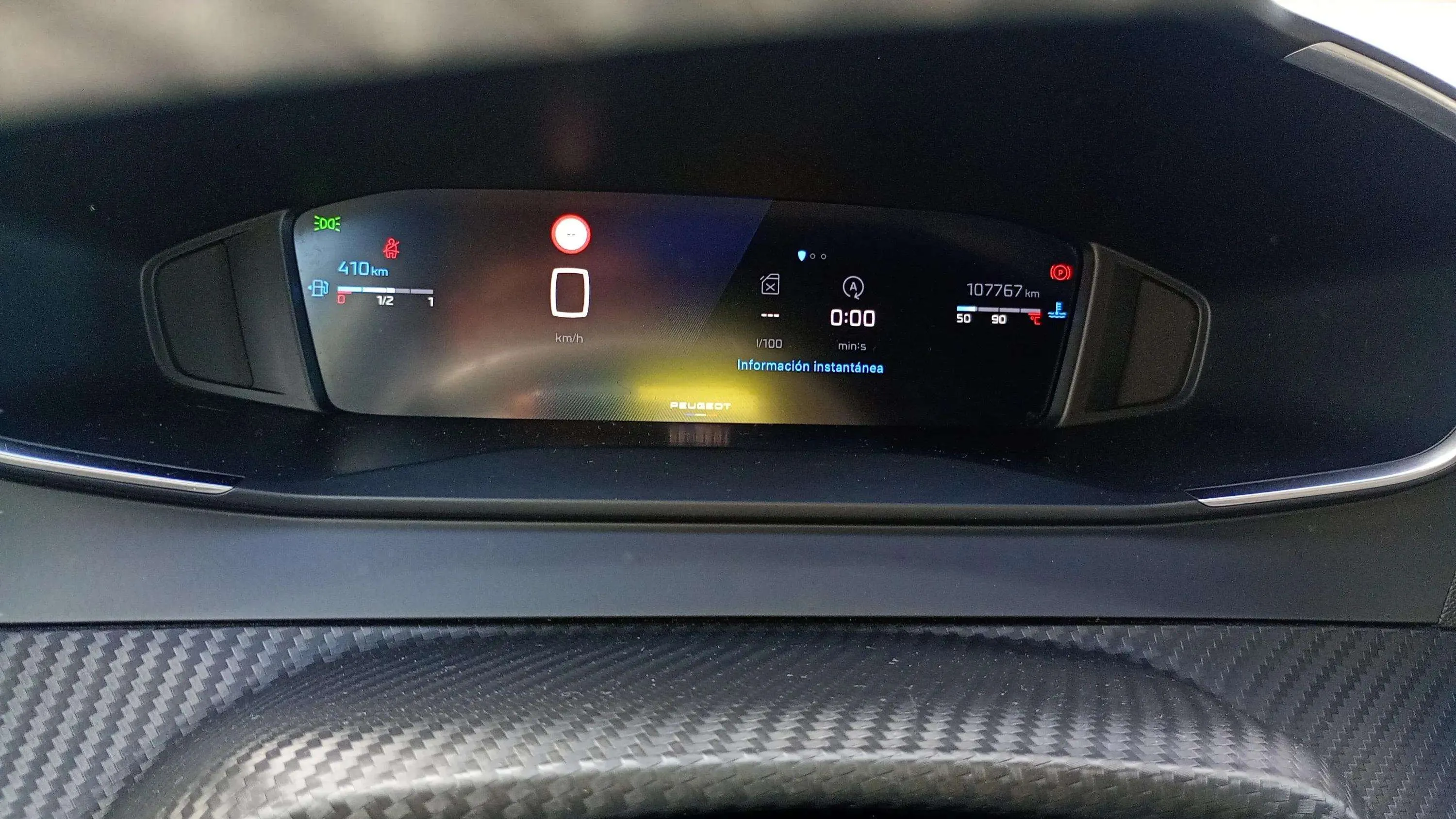 Peugeot 2008 Allure PureTech 100 - foto 18