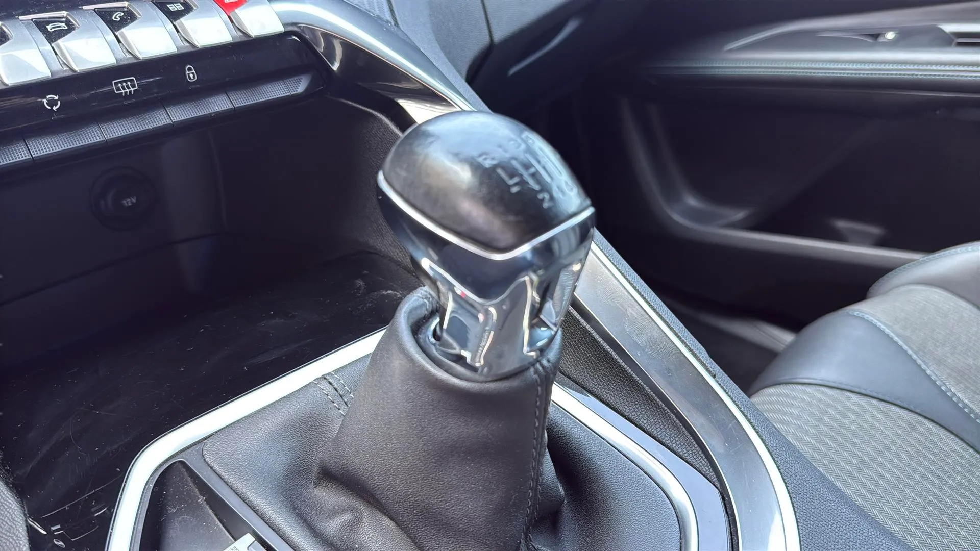 Peugeot 5008 1.2 PureTech GT - foto 16