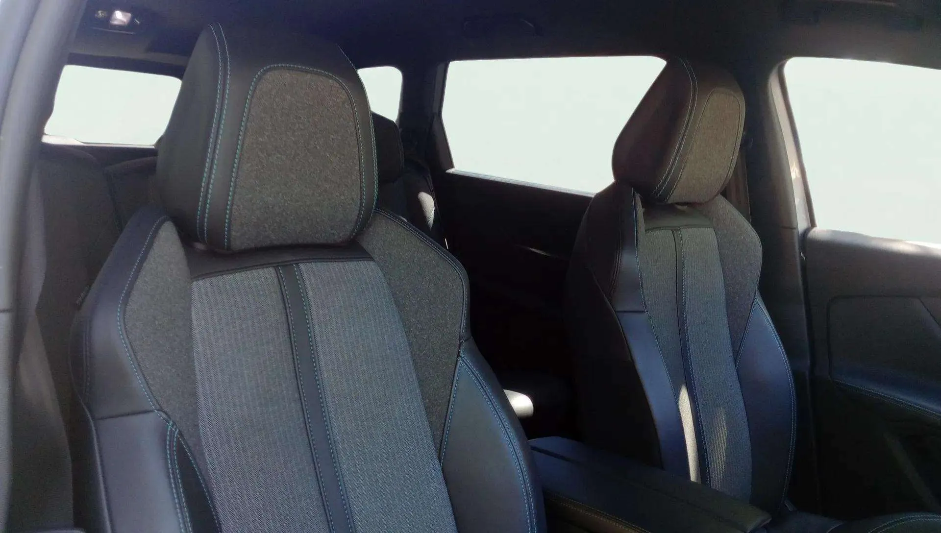 Peugeot 5008 1.2 PureTech GT - foto 12