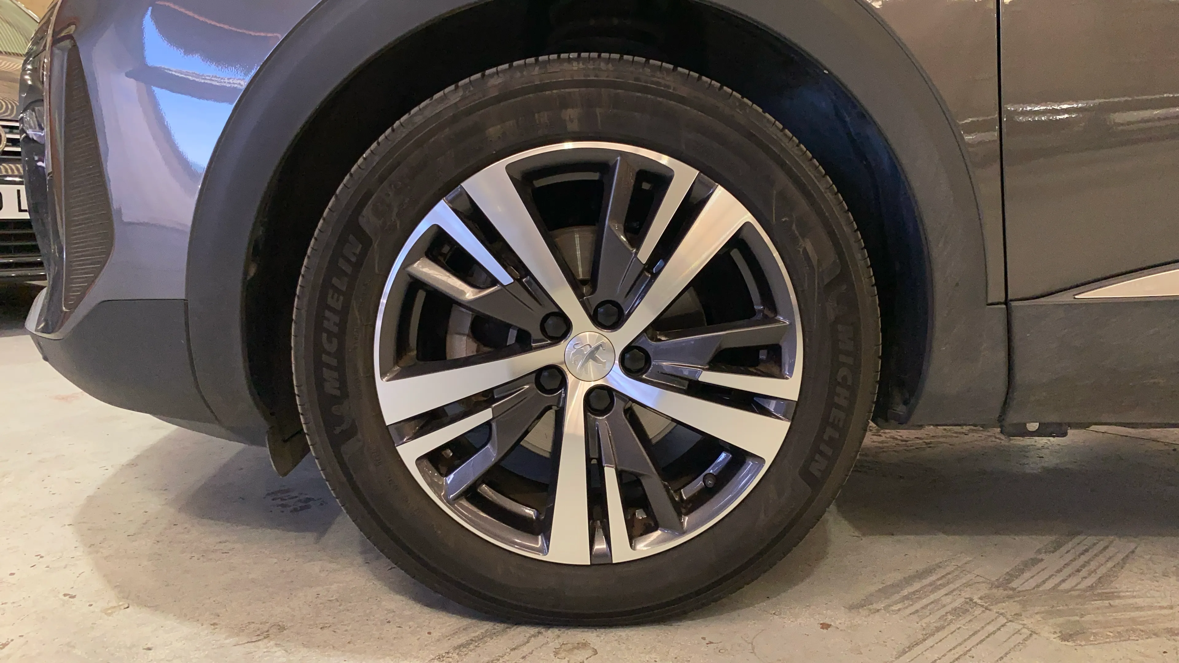 Peugeot 5008 1.2 PureTech Allure Pack - foto 29