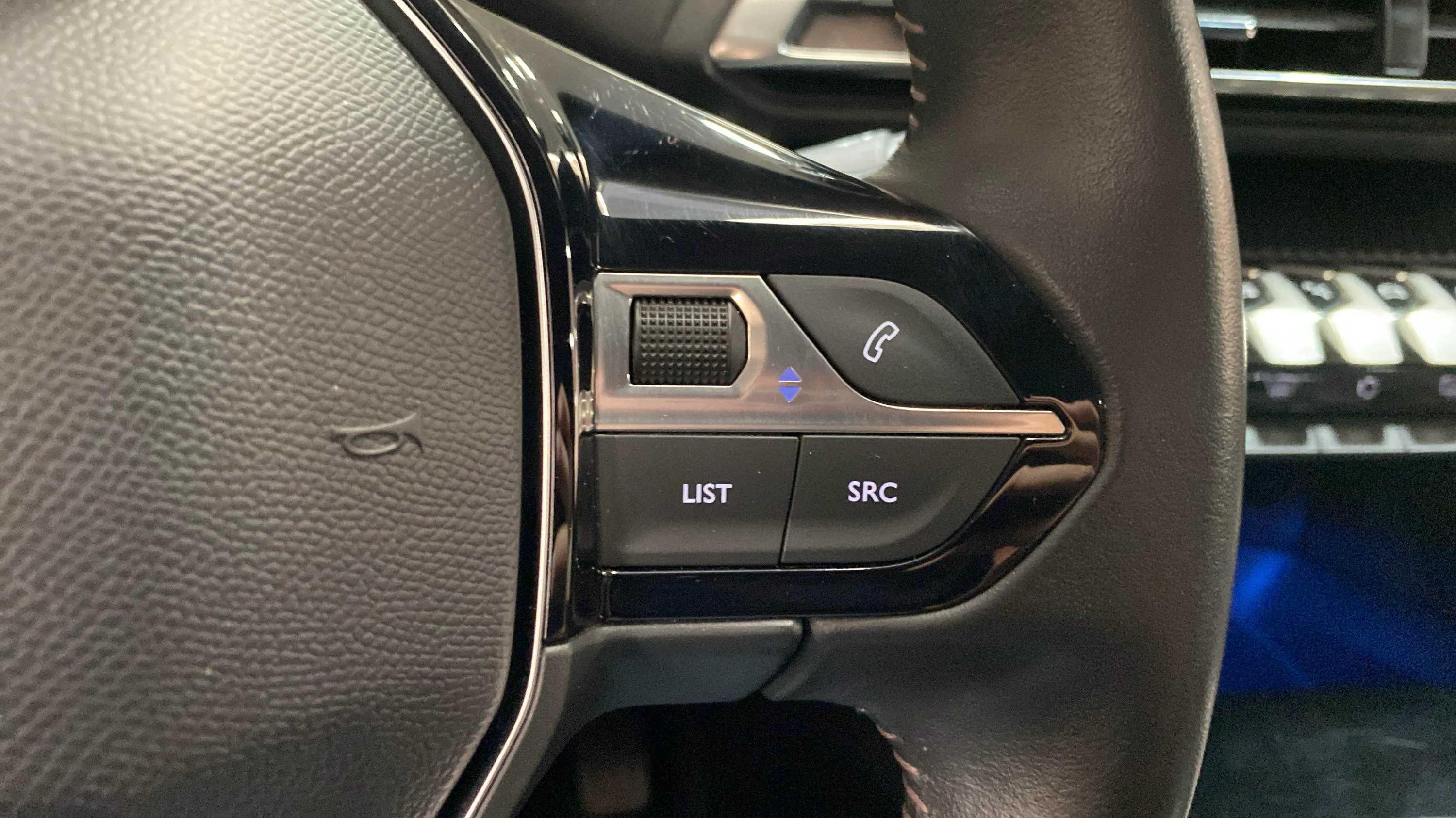 Peugeot 5008 1.2 PureTech Allure Pack - foto 16