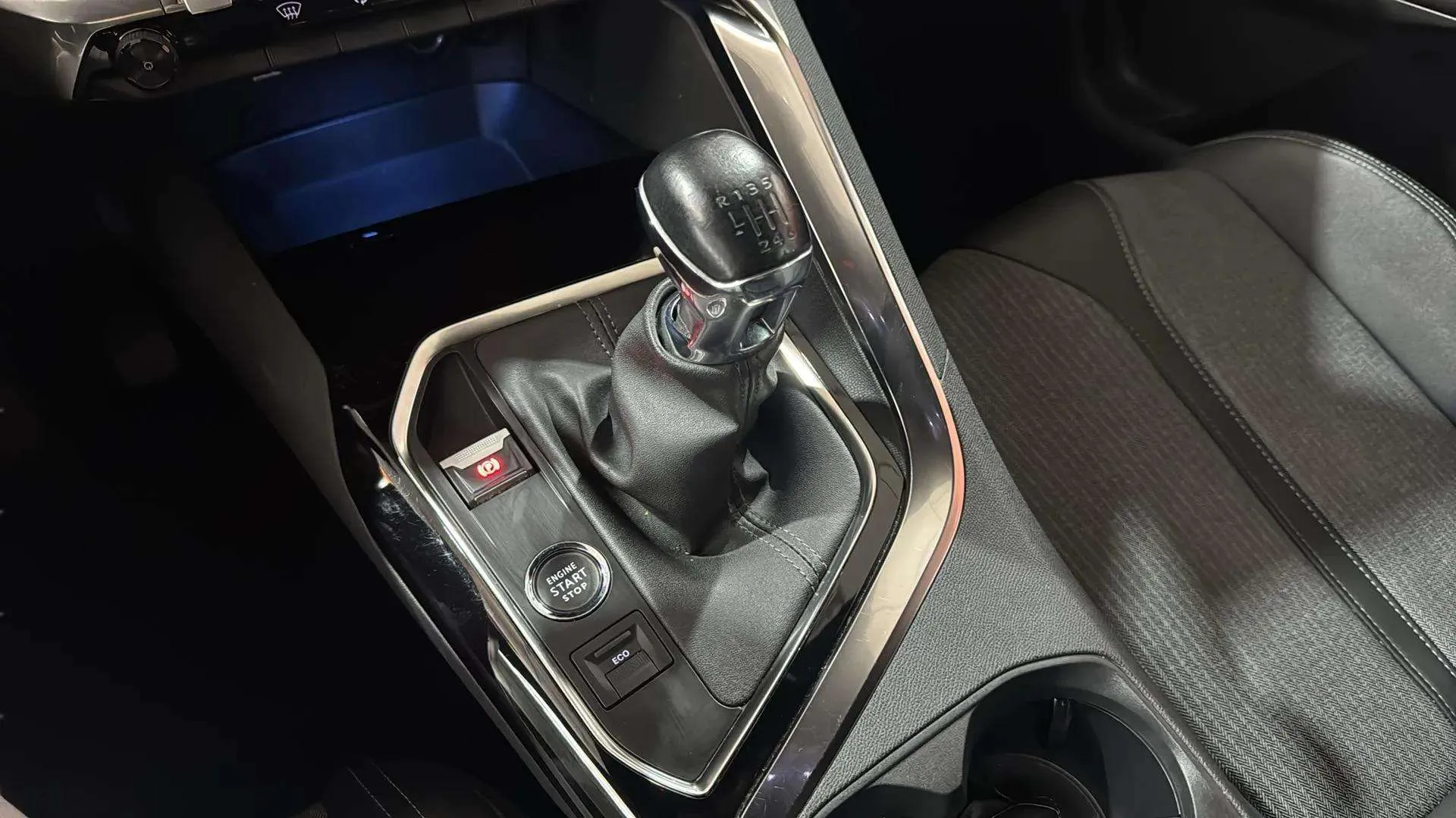 Peugeot 5008 1.2 PureTech Allure Pack - foto 20