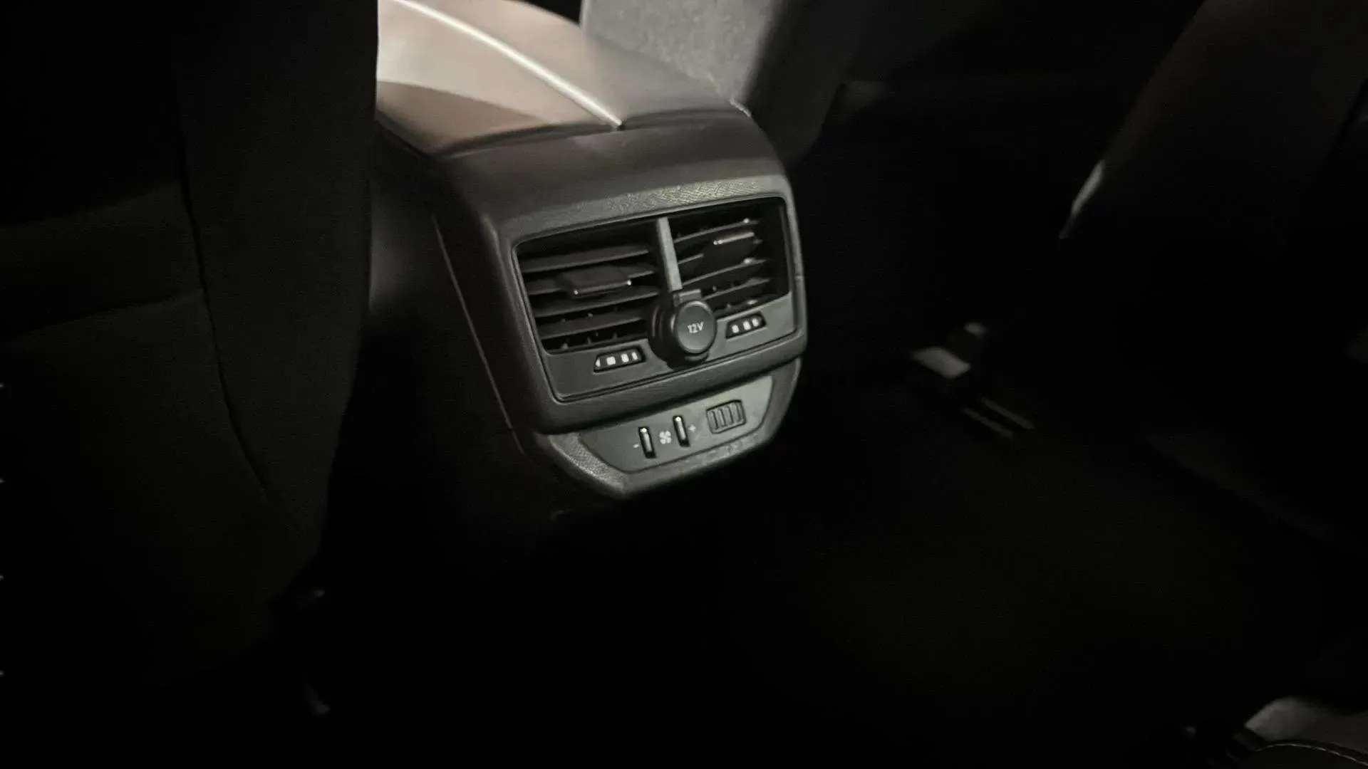 Peugeot 5008 1.2 PureTech Allure Pack - foto 24
