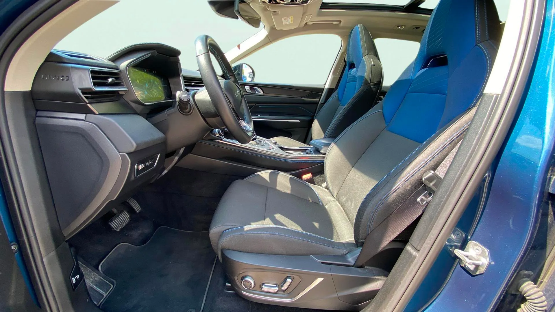 Lynk & Co 01 1.5 PHEV - foto 7