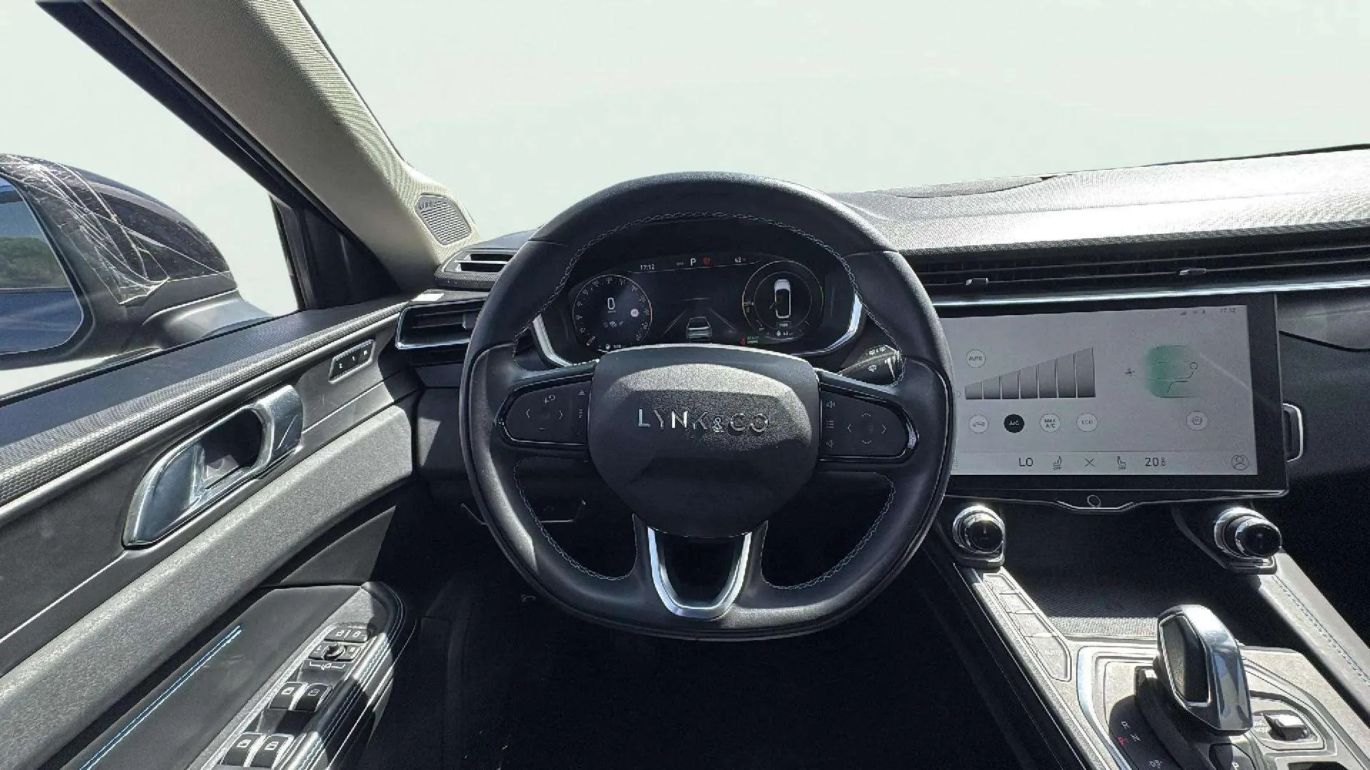 Lynk & Co 01 1.5 PHEV - foto 14