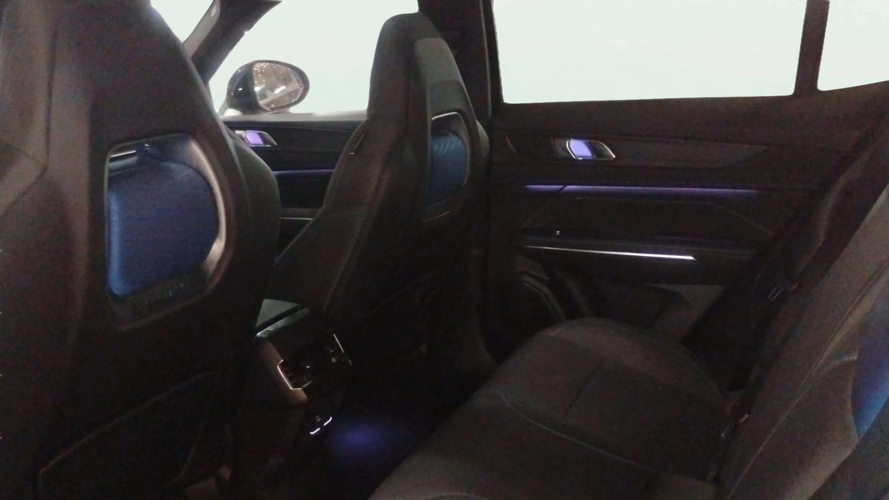 Lynk & Co 01 1.5 PHEV - foto 10