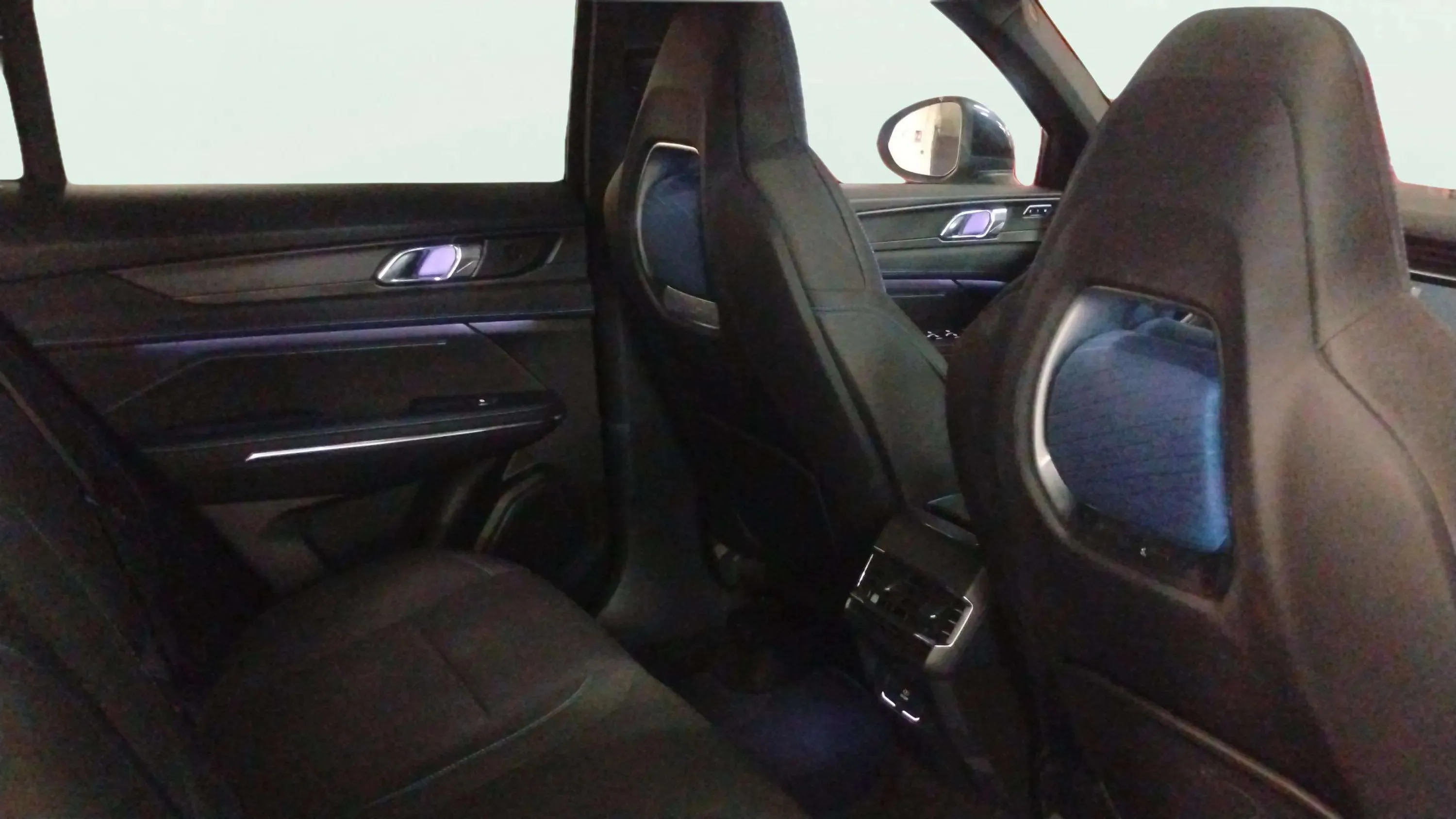 Lynk & Co 01 1.5 PHEV - foto 13