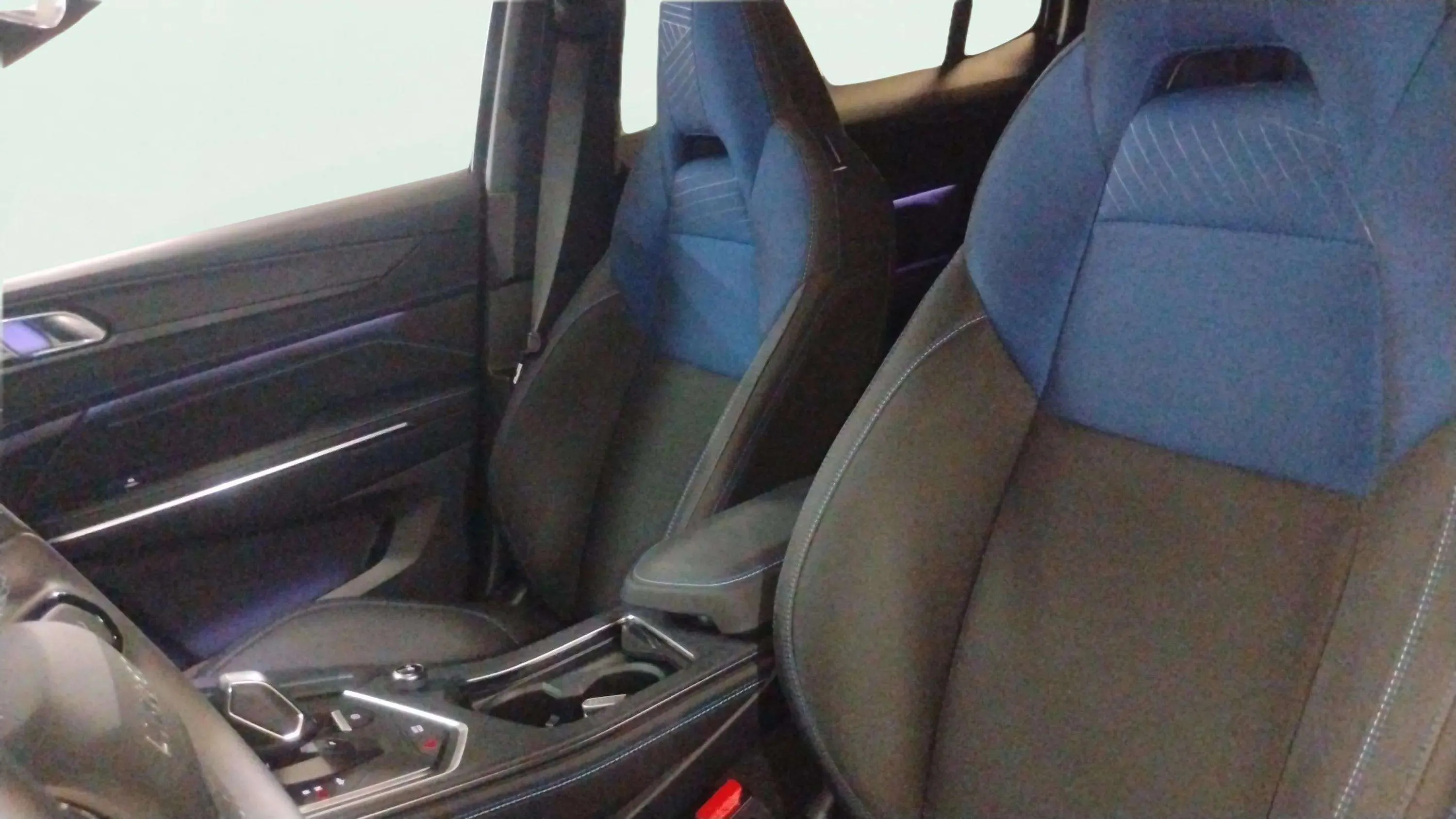 Lynk & Co 01 1.5 PHEV - foto 7