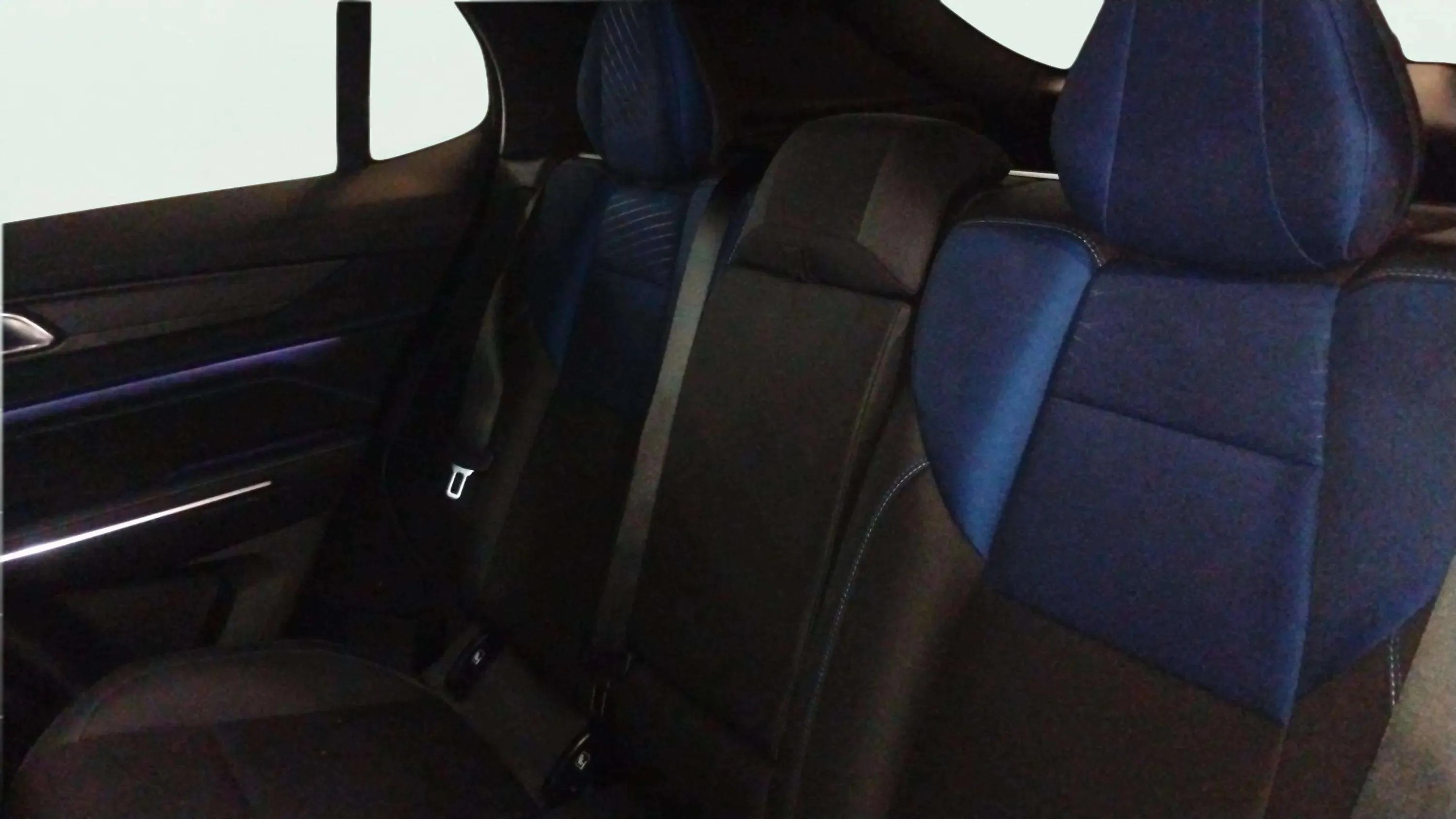Lynk & Co 01 1.5 PHEV - foto 12