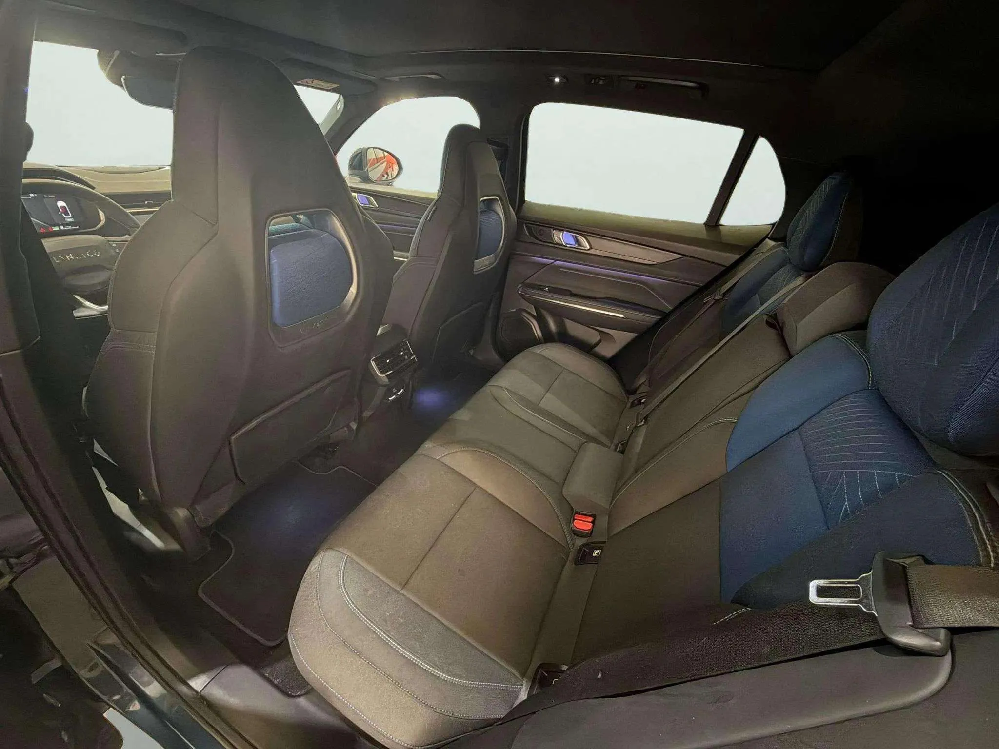 Lynk & Co 01 1.5 PHEV - foto 29