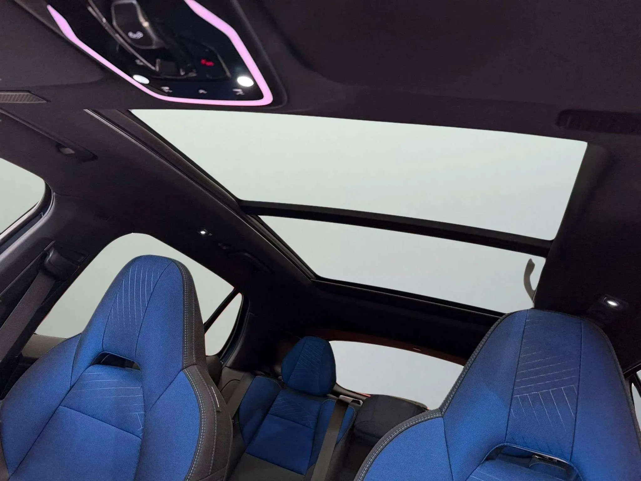 Lynk & Co 01 1.5 PHEV - foto 23