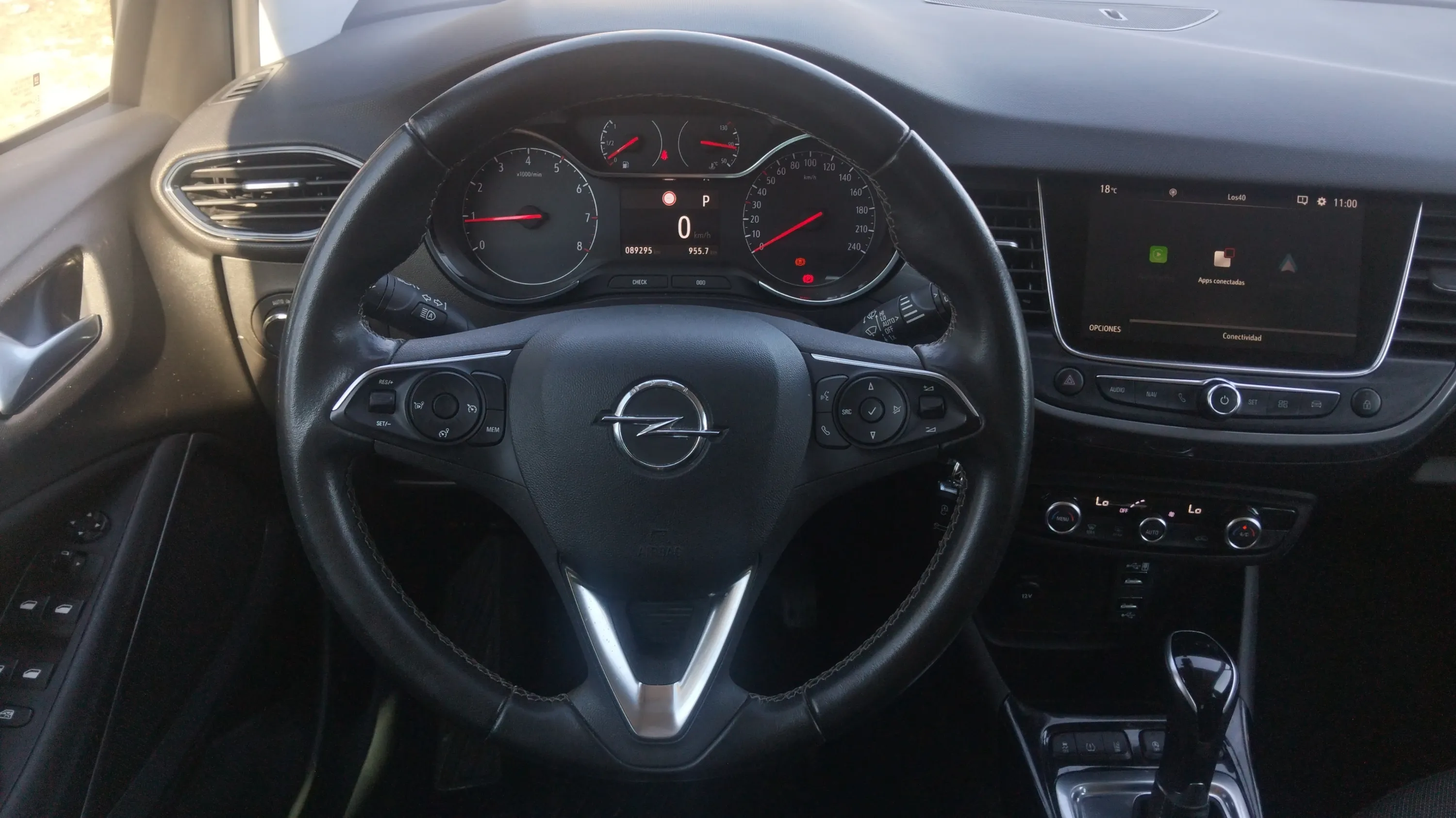 Opel Crossland 1.2 Elegance AT6 - foto 14