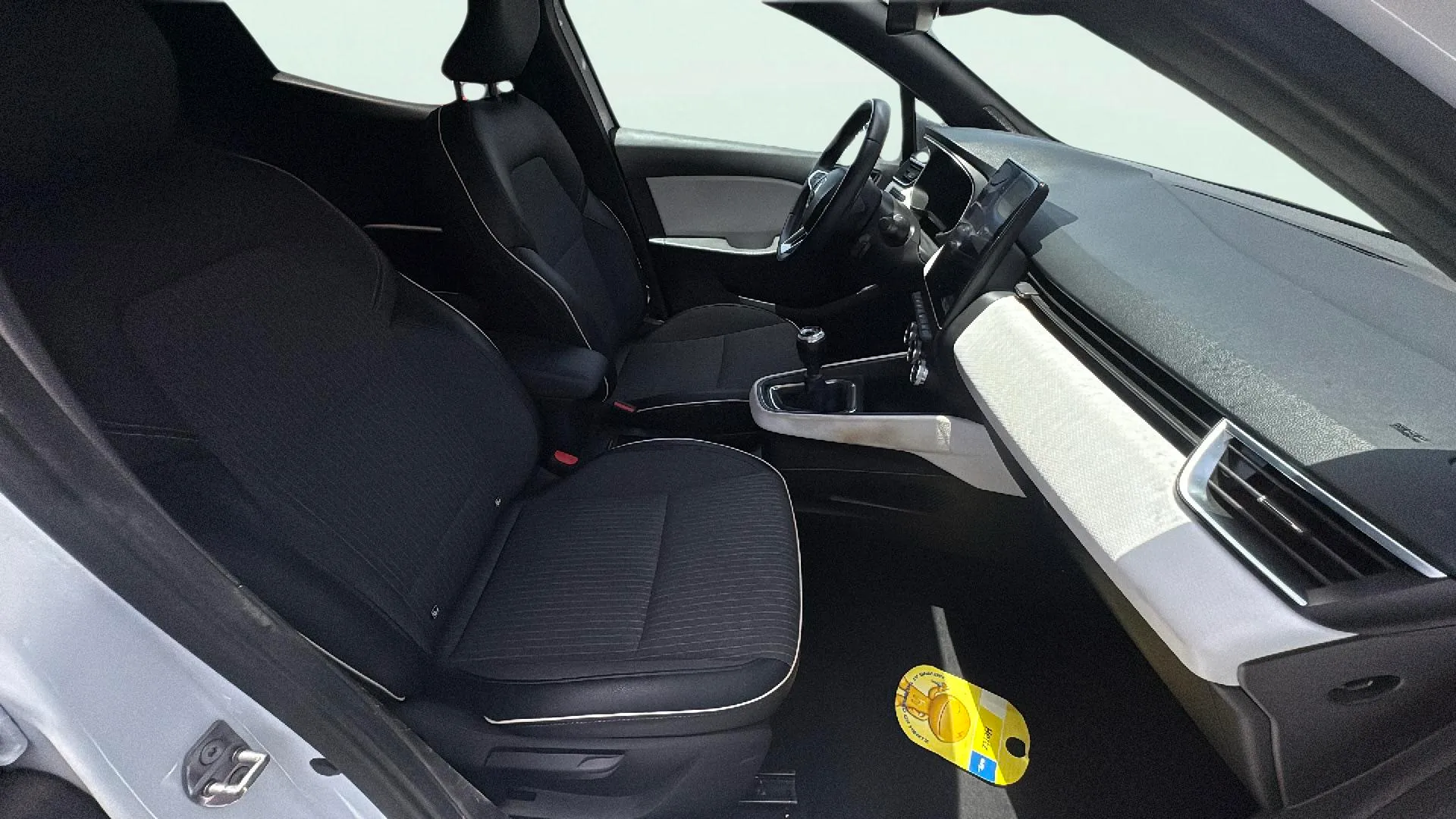 Renault Clio Techno TCe - foto 12