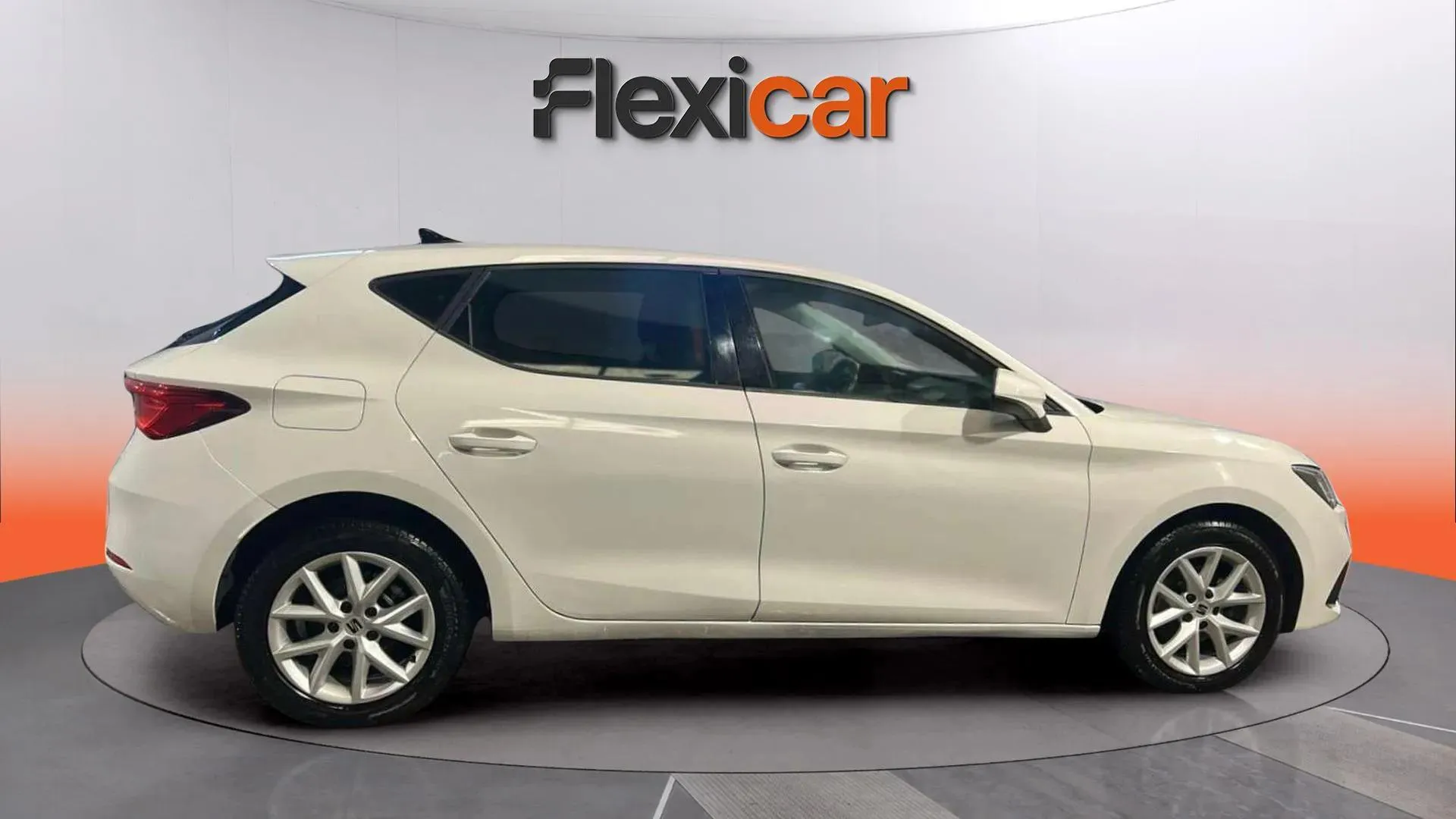 SEAT León 2.0 TDI Style - foto 8