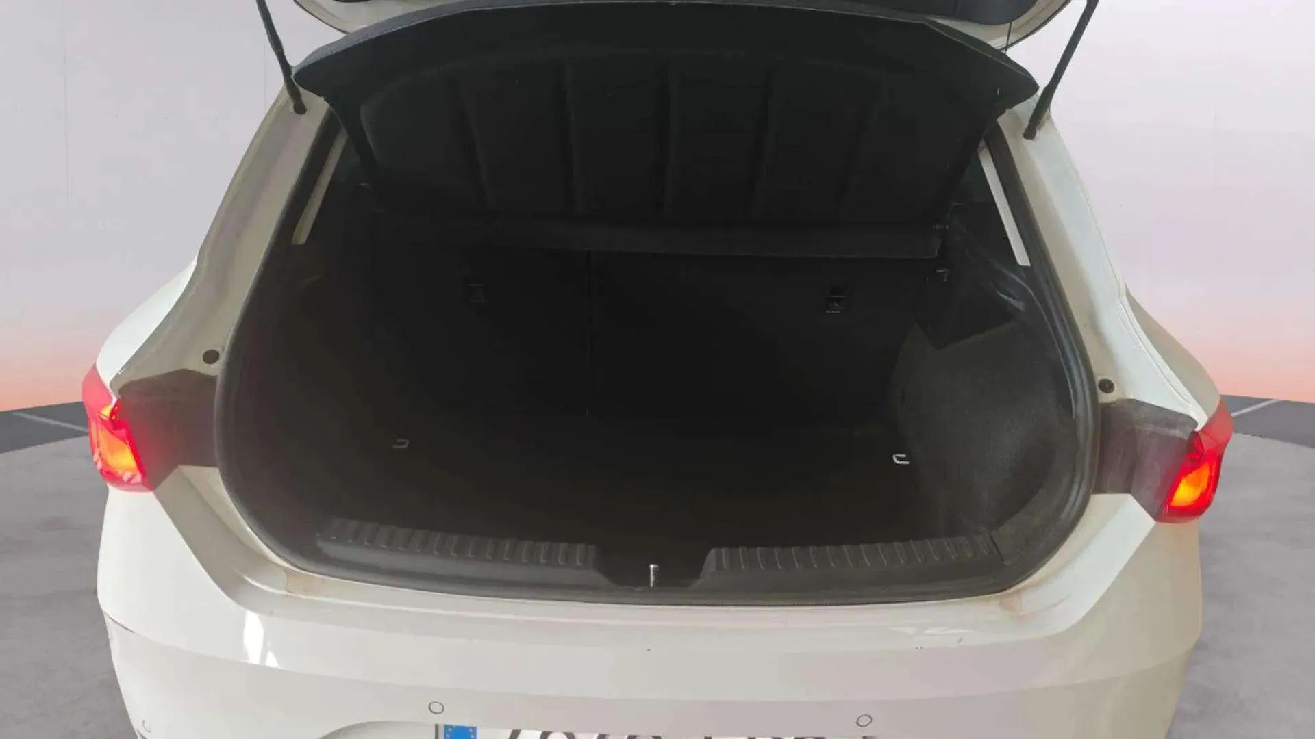 SEAT León 2.0 TDI Style - foto 33
