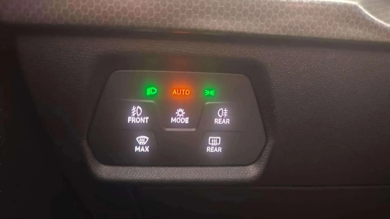 SEAT León 2.0 TDI Style - foto 29