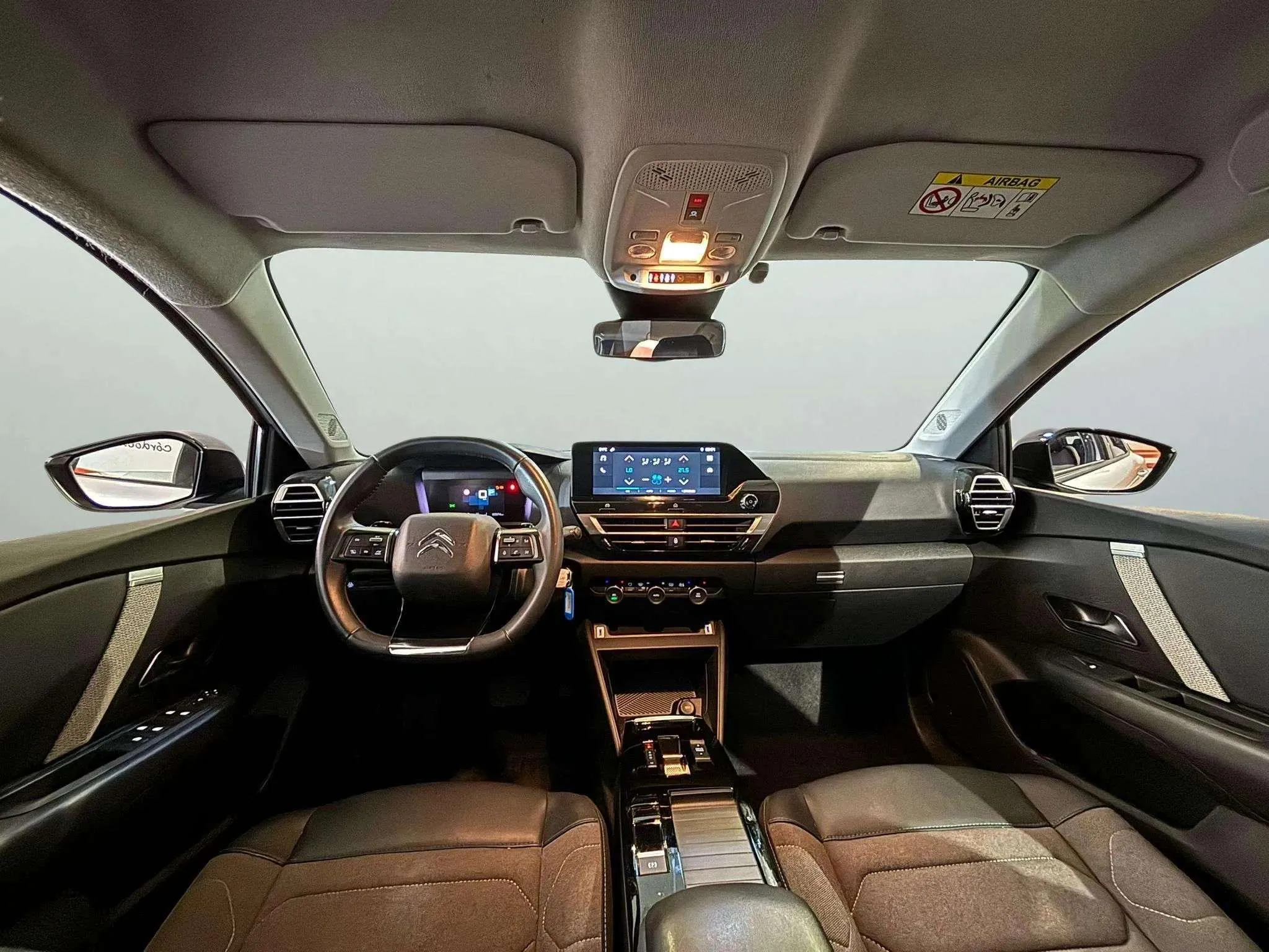 Citroën C4 BlueHDi 130 EAT8 Feel Pack - foto 9