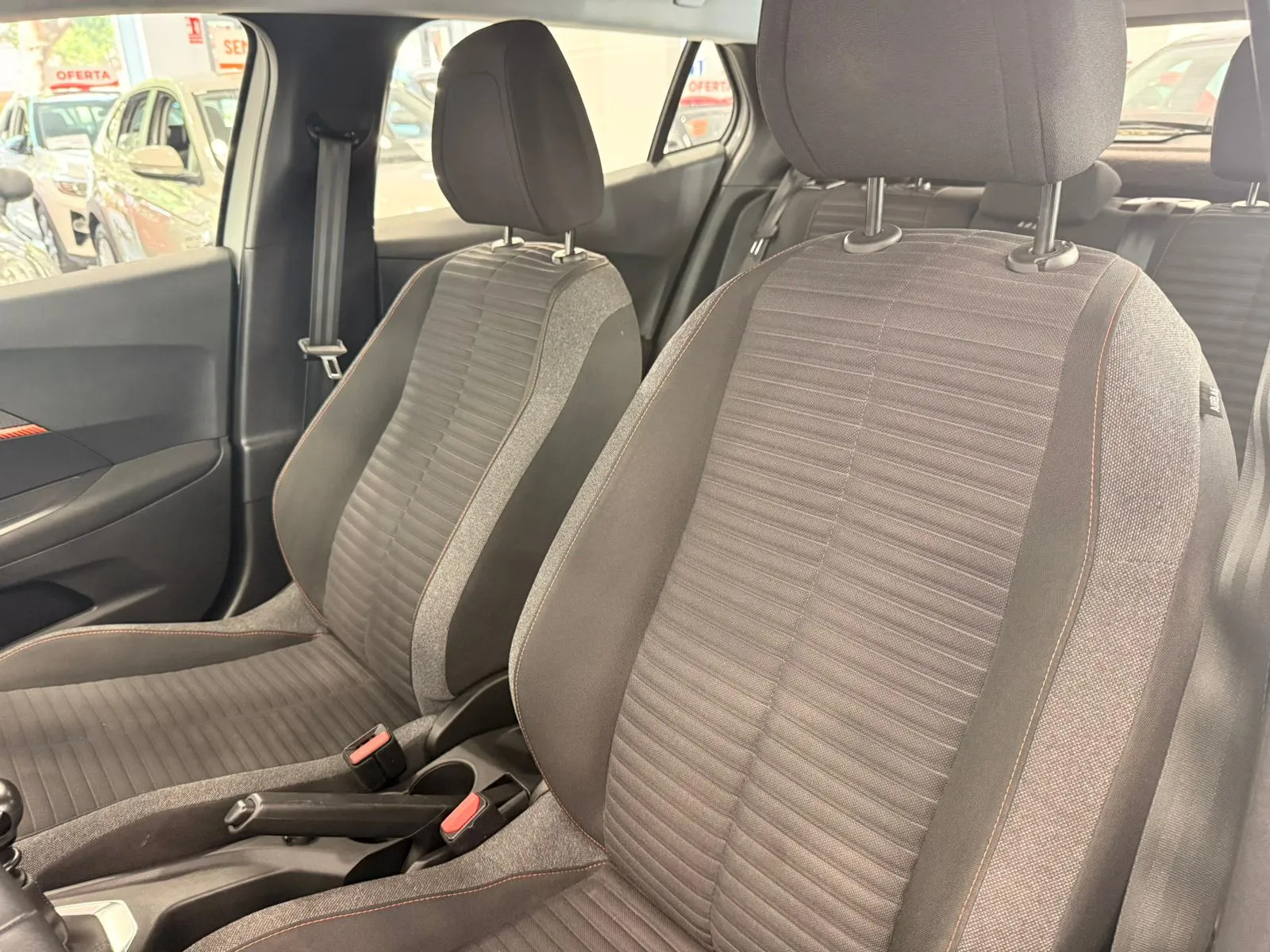 Peugeot 2008 Active Pack PureTech 100 BVM6 - foto 6