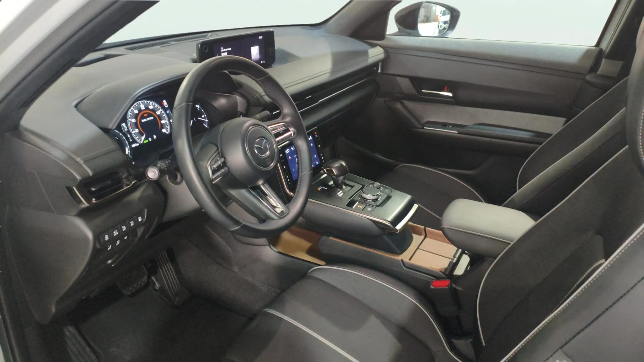 Mazda MX-30 2024 (hibrido enchufable) - foto 6