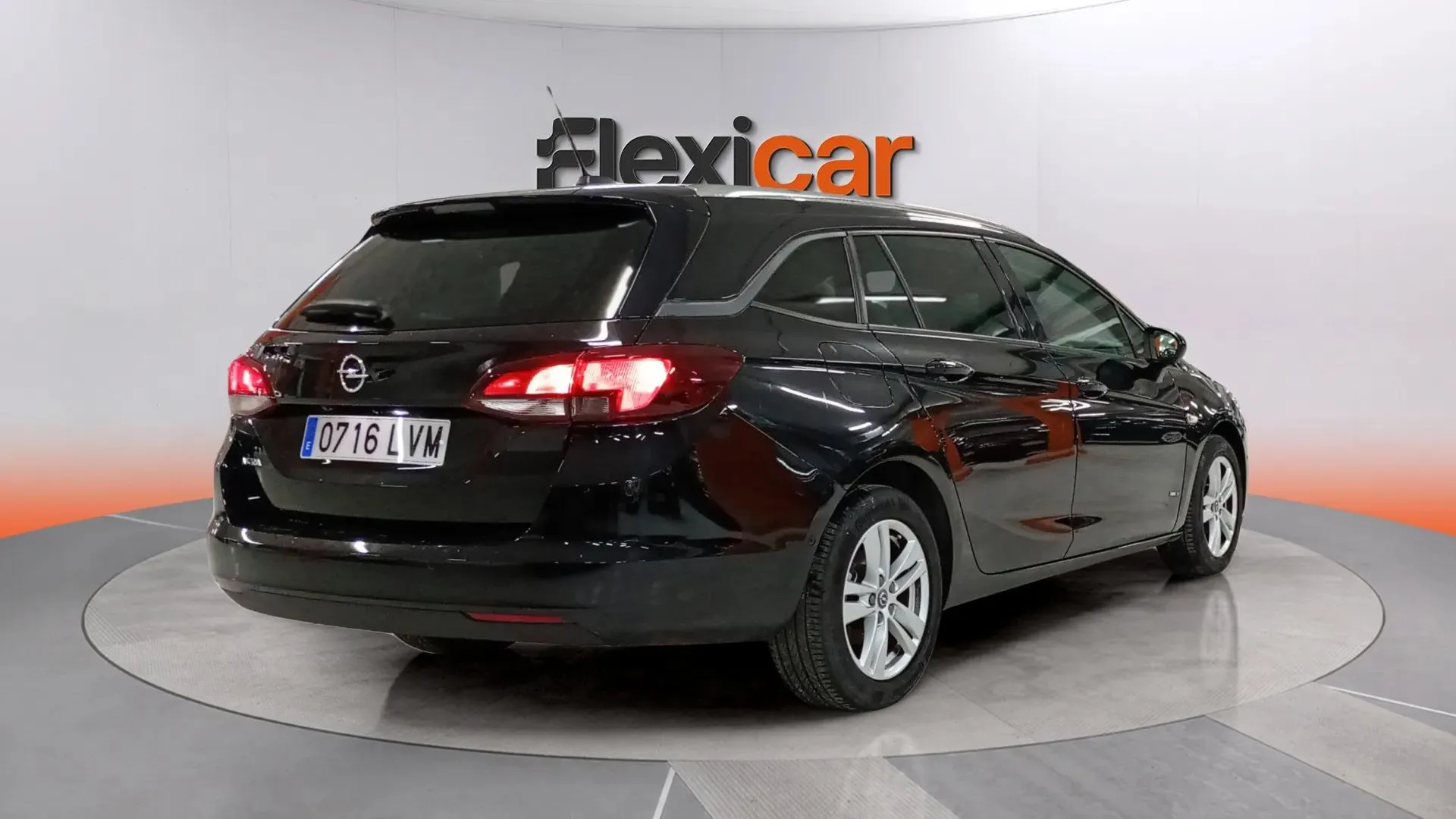 Opel Astra 1.4T SHT Ultimate CVT ST - foto 6