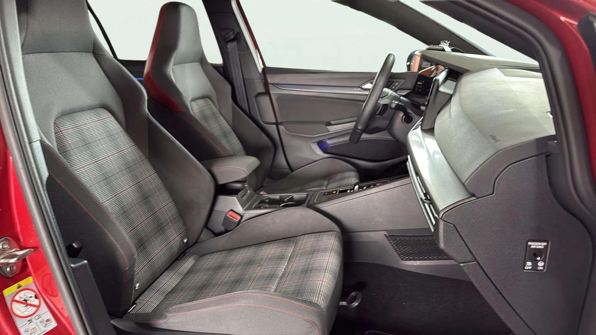 Volkswagen Golf GTI 2.0 TSI DSG - foto 26