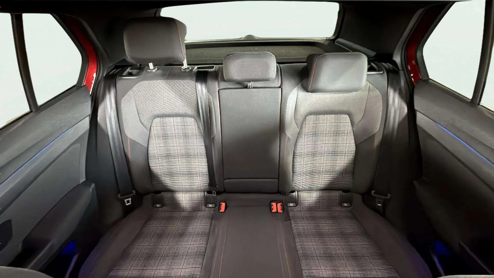 Volkswagen Golf GTI 2.0 TSI DSG - foto 29