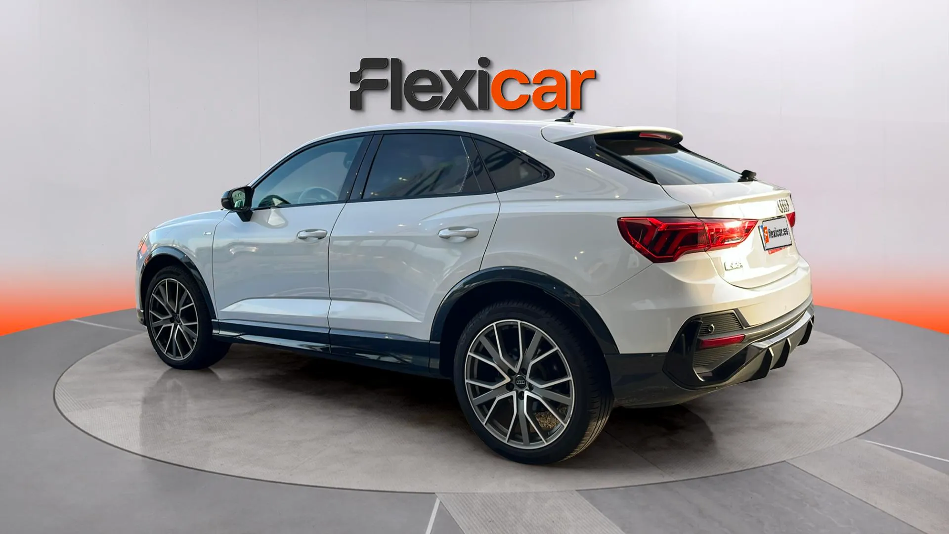 Audi Q3 35 TDI S tronic - foto 7