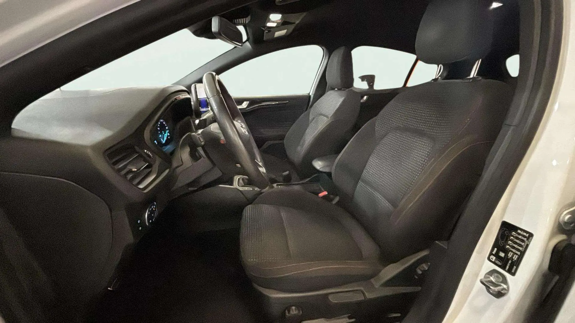 Ford Focus 1.5 EcoBlue Active X - foto 13