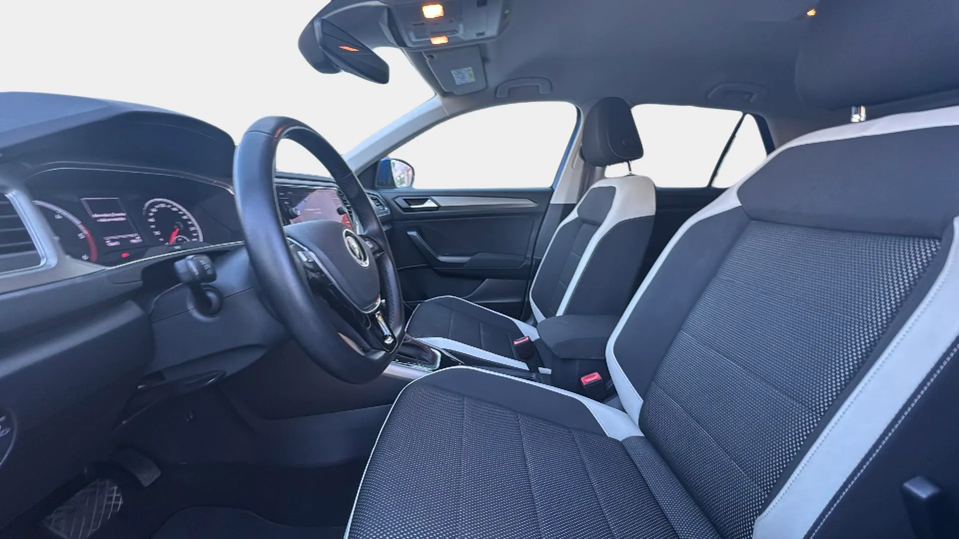 Volkswagen T-Roc Advance R-Line 2.0 TDI DSG - foto 13