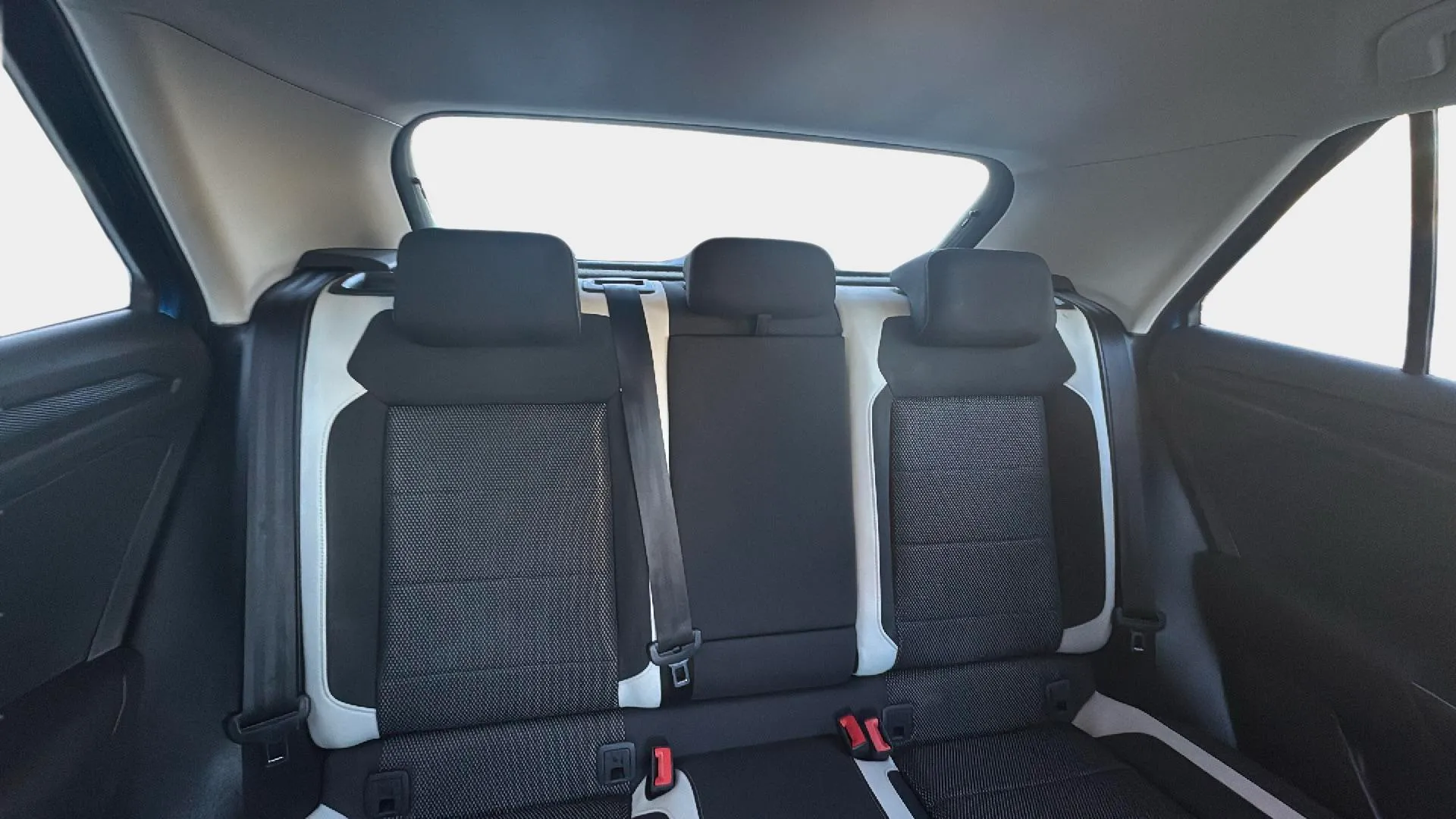 Volkswagen T-Roc Advance R-Line 2.0 TDI DSG - foto 15