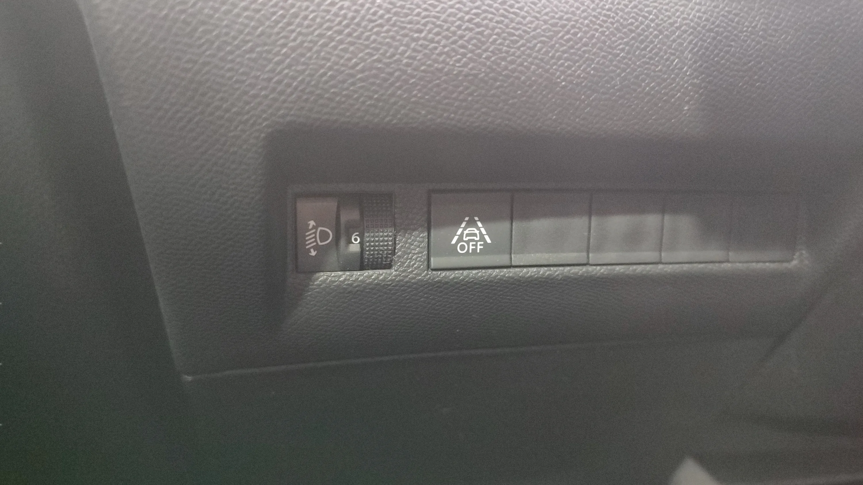 Peugeot 208 BlueHDi Active - foto 19