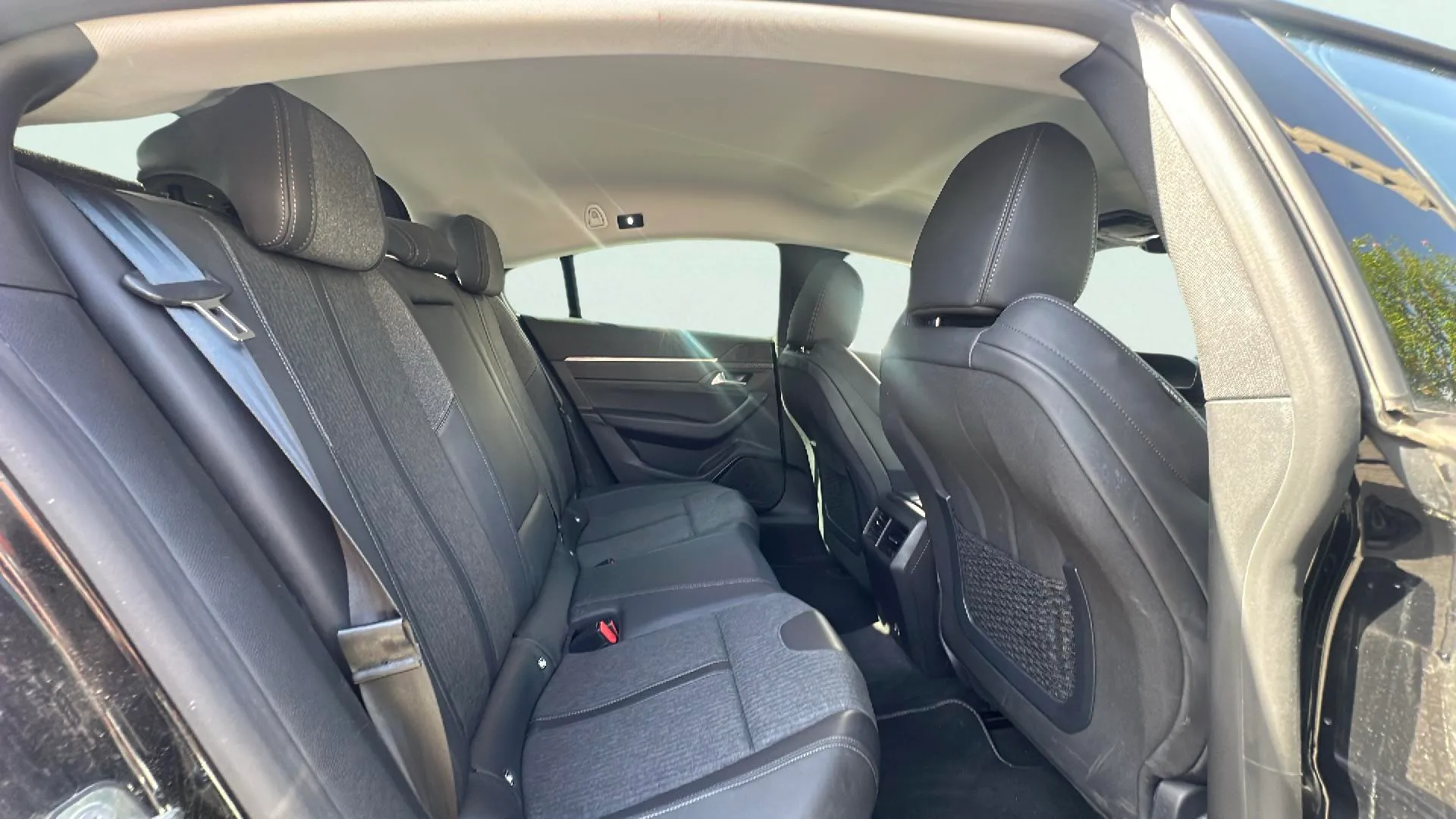 Peugeot 508 Allure Pack BlueHDi 130 EAT8 - foto 16