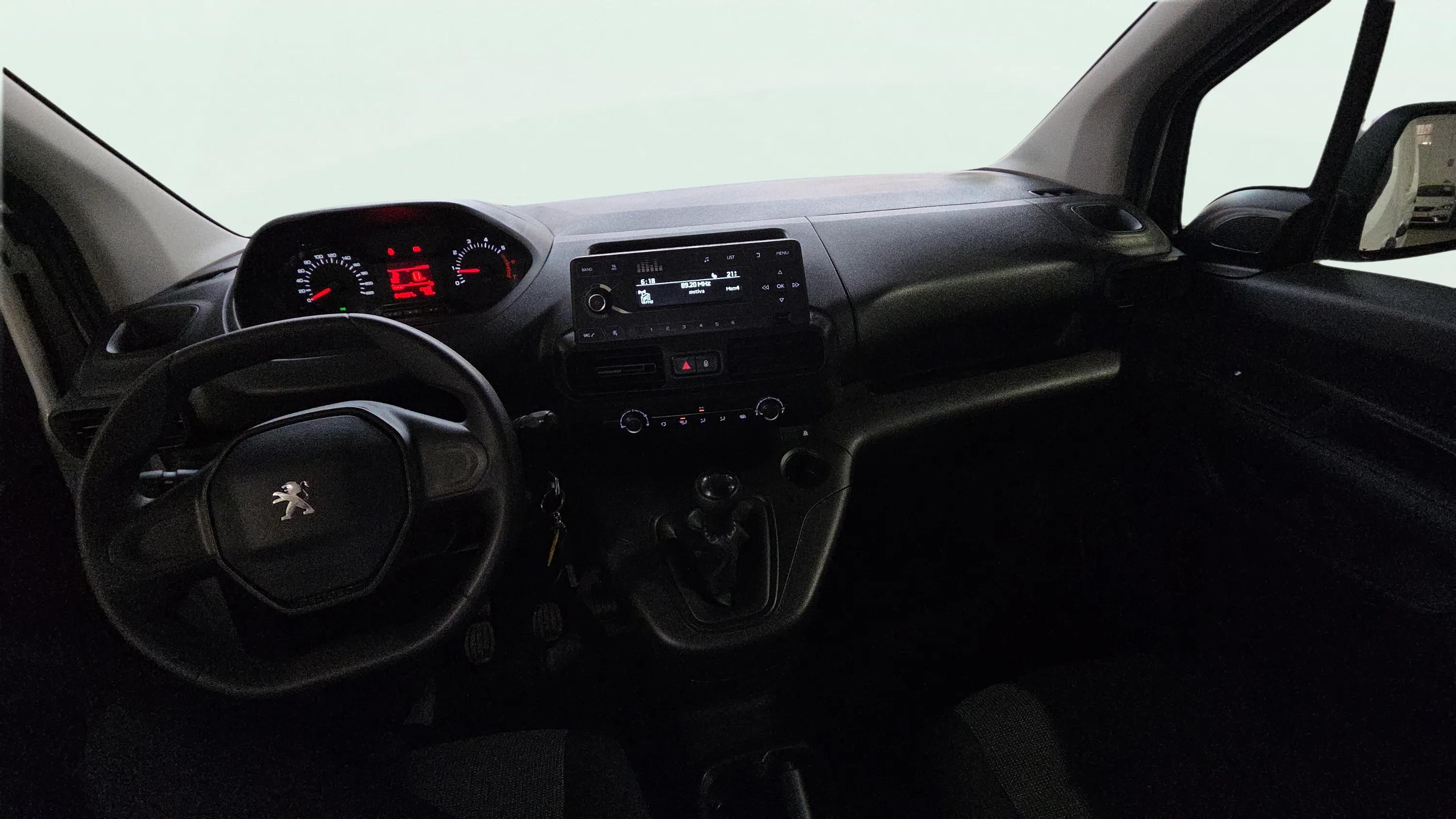 Peugeot Partner - foto 15