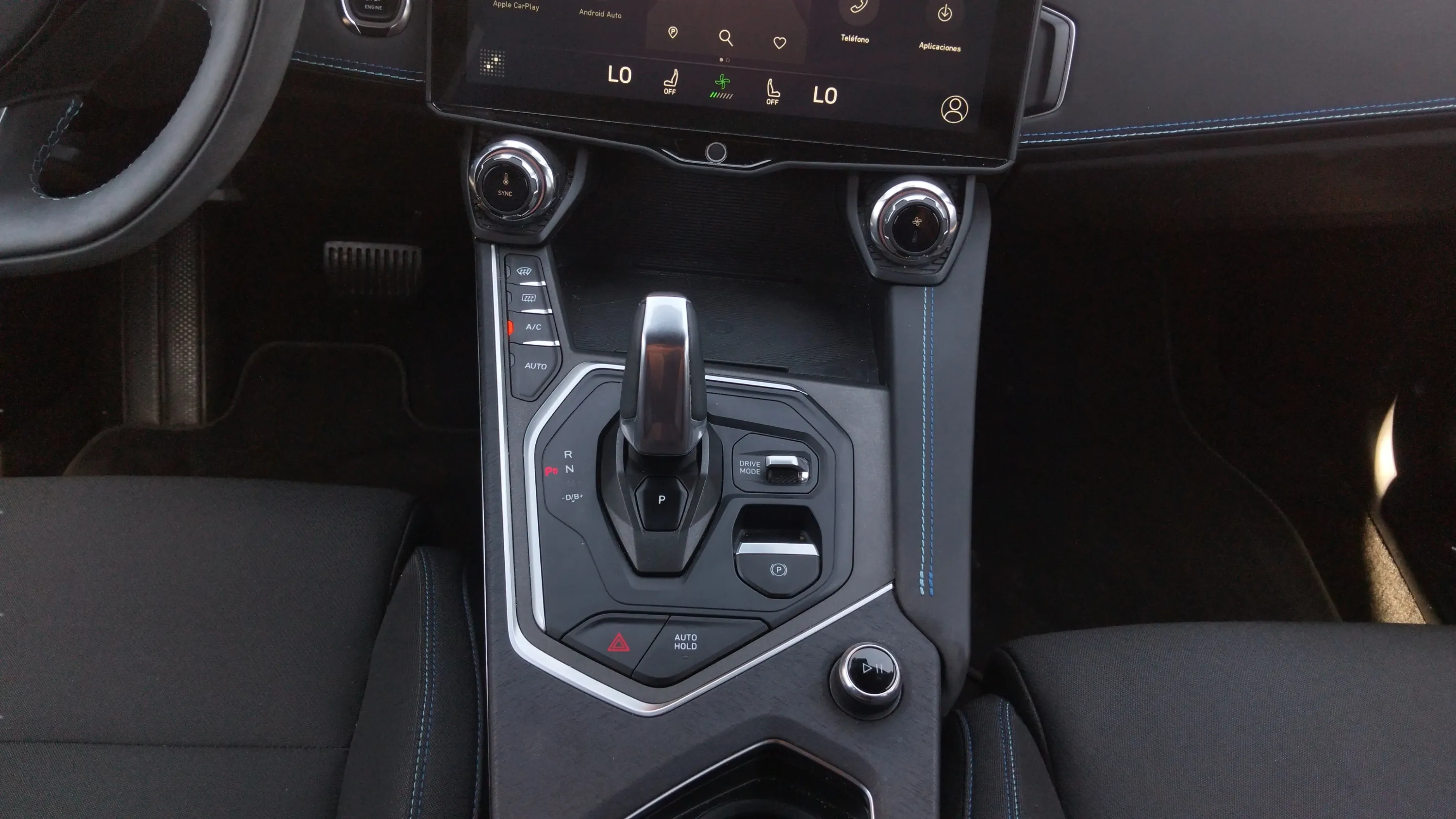 Lynk & Co 01 1.5 PHEV - foto 16