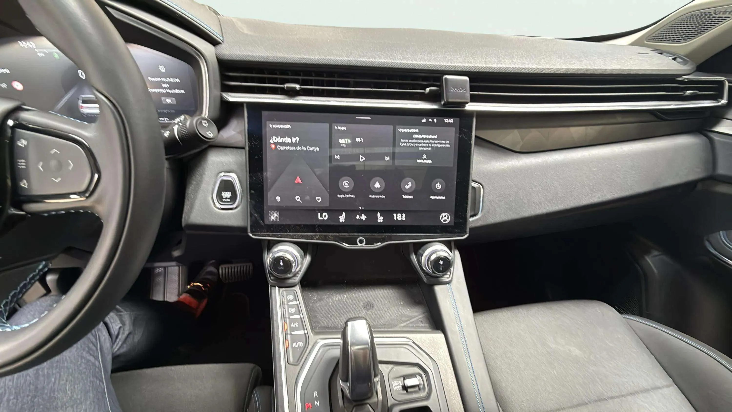 Lynk & Co 01 1.5 PHEV - foto 10