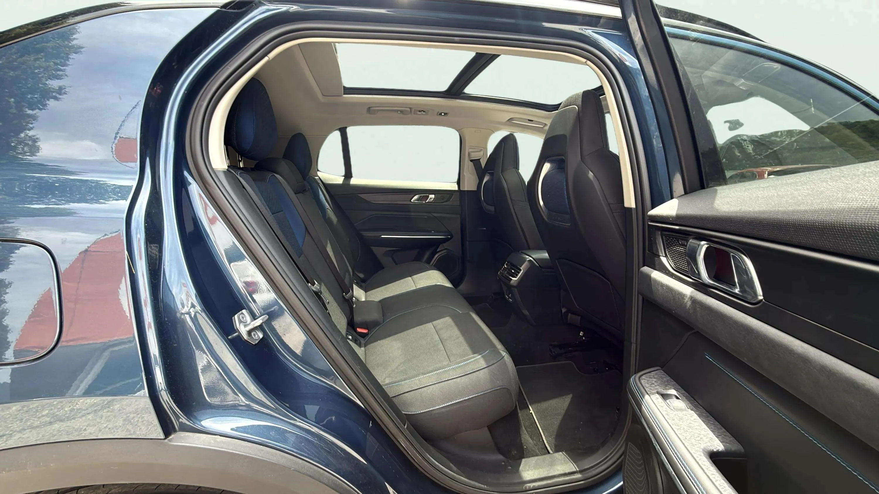 Lynk & Co 01 1.5 PHEV - foto 15