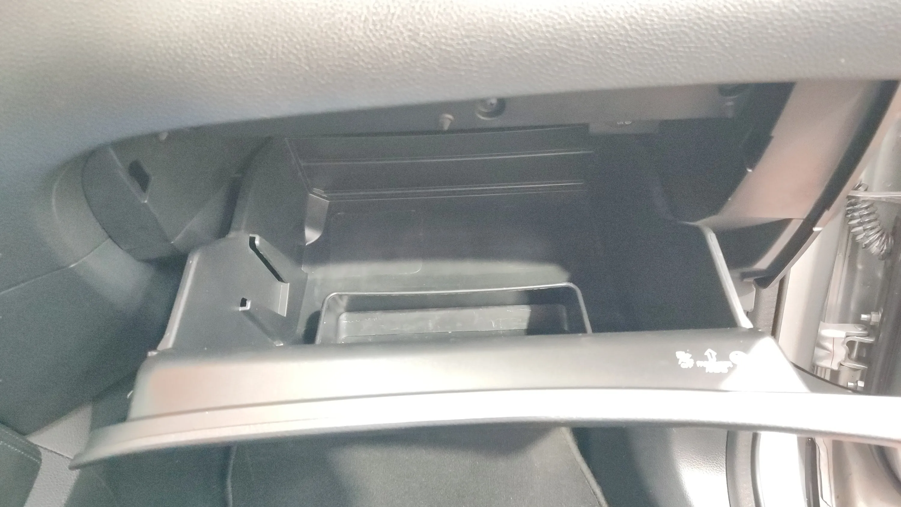 Nissan Qashqai DIG-T Unique Edition - foto 22