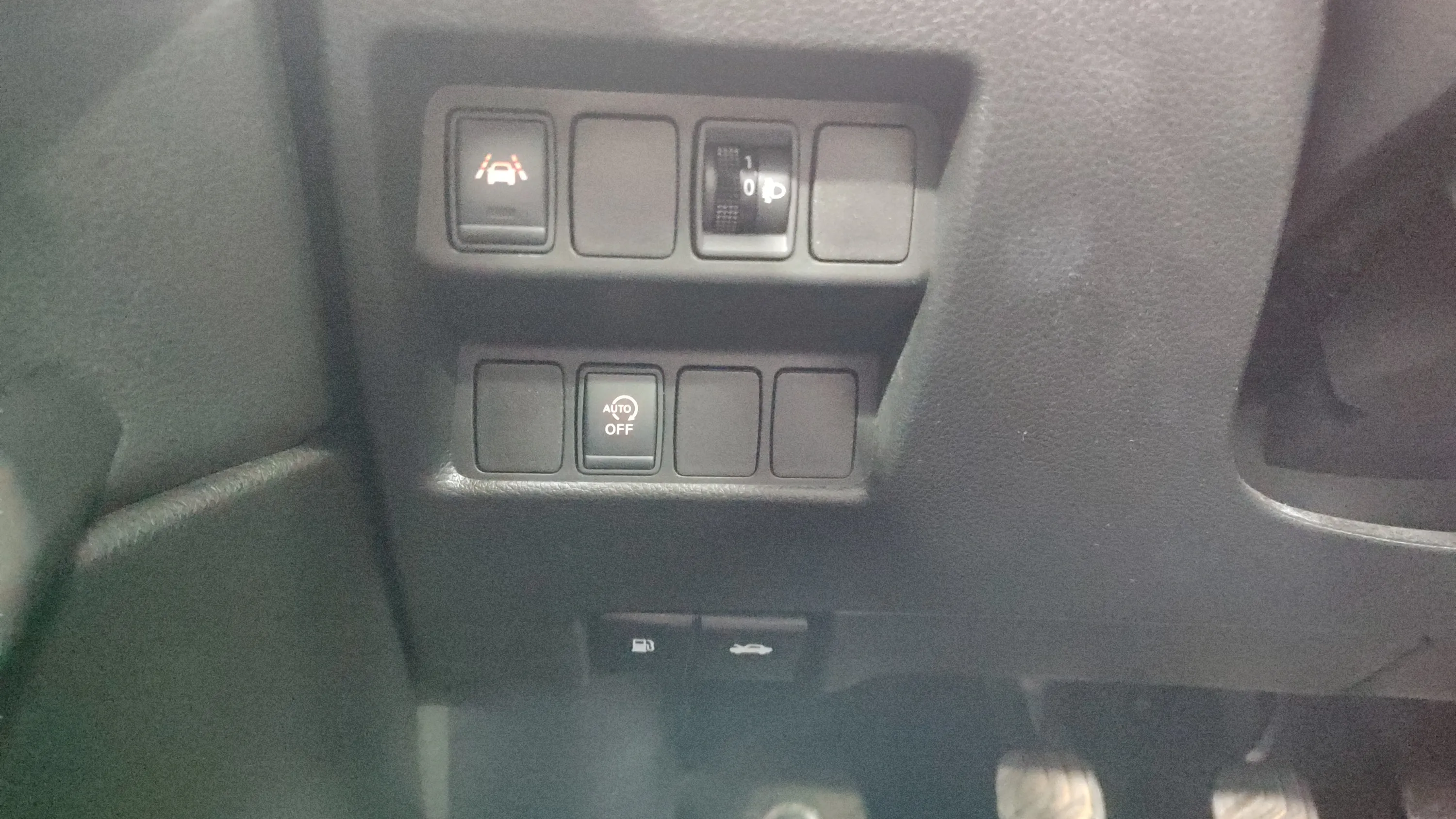 Nissan Qashqai DIG-T Unique Edition - foto 21