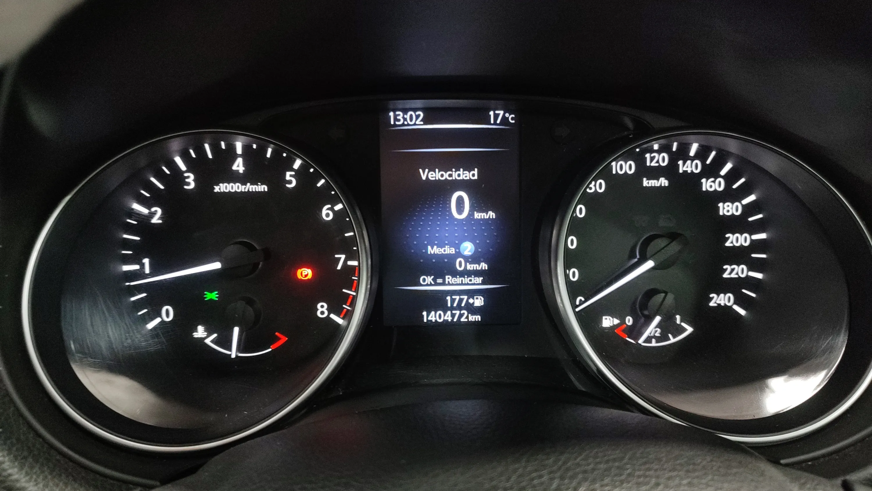 Nissan Qashqai DIG-T Unique Edition - foto 14