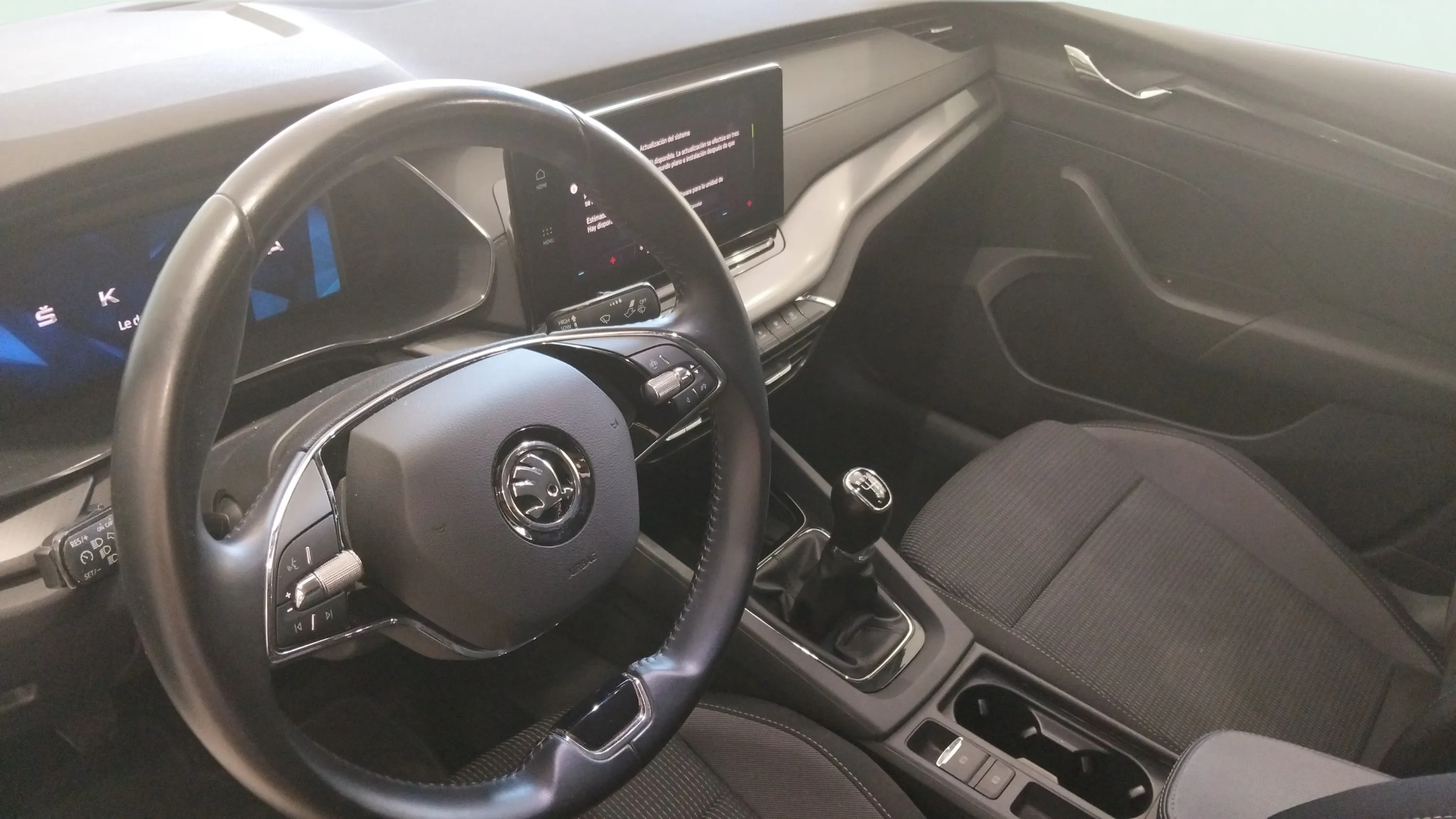 Škoda Octavia 2.0 TDI Ambition - foto 6