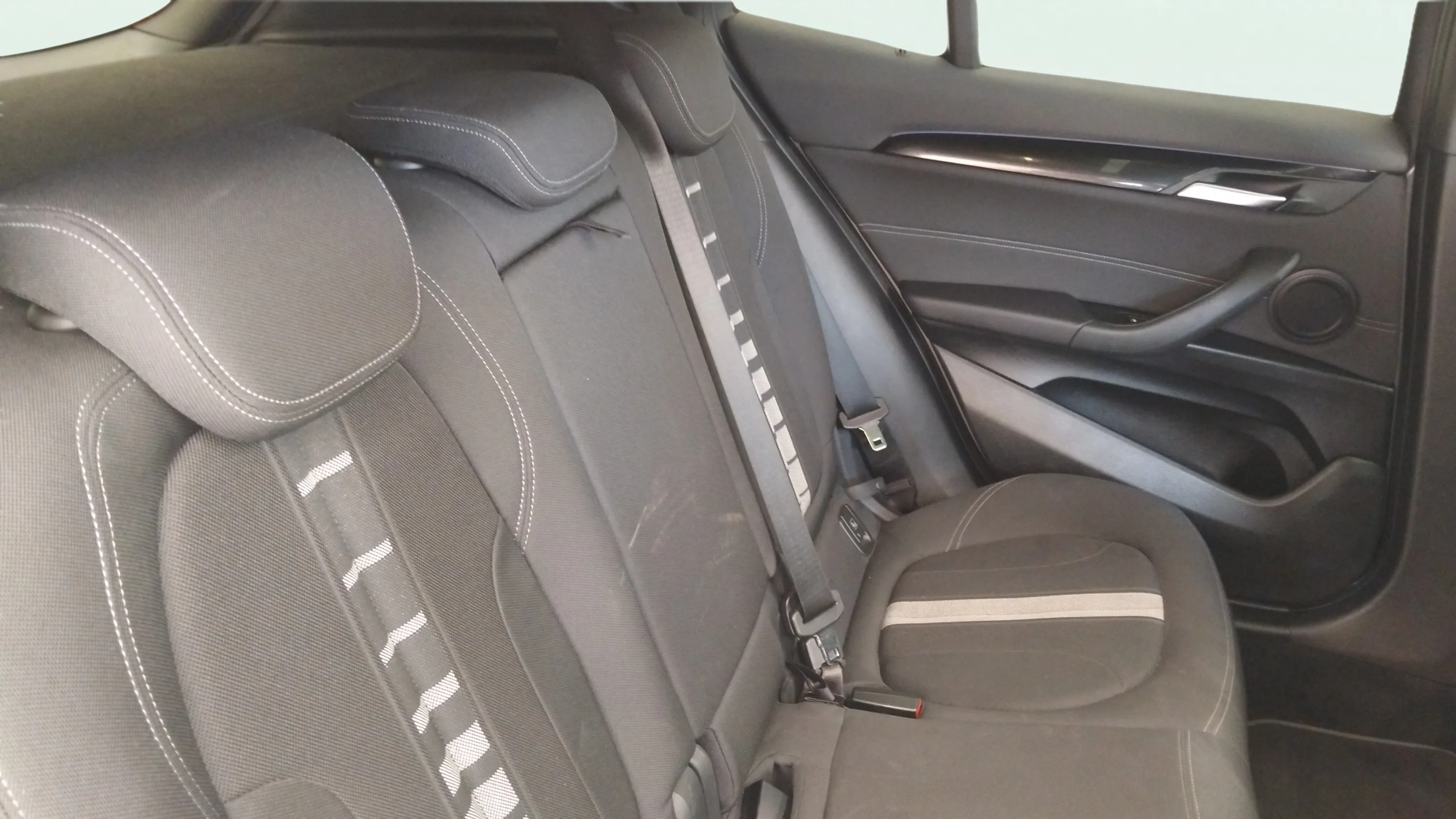 BMW X2 sDrive18i - foto 8