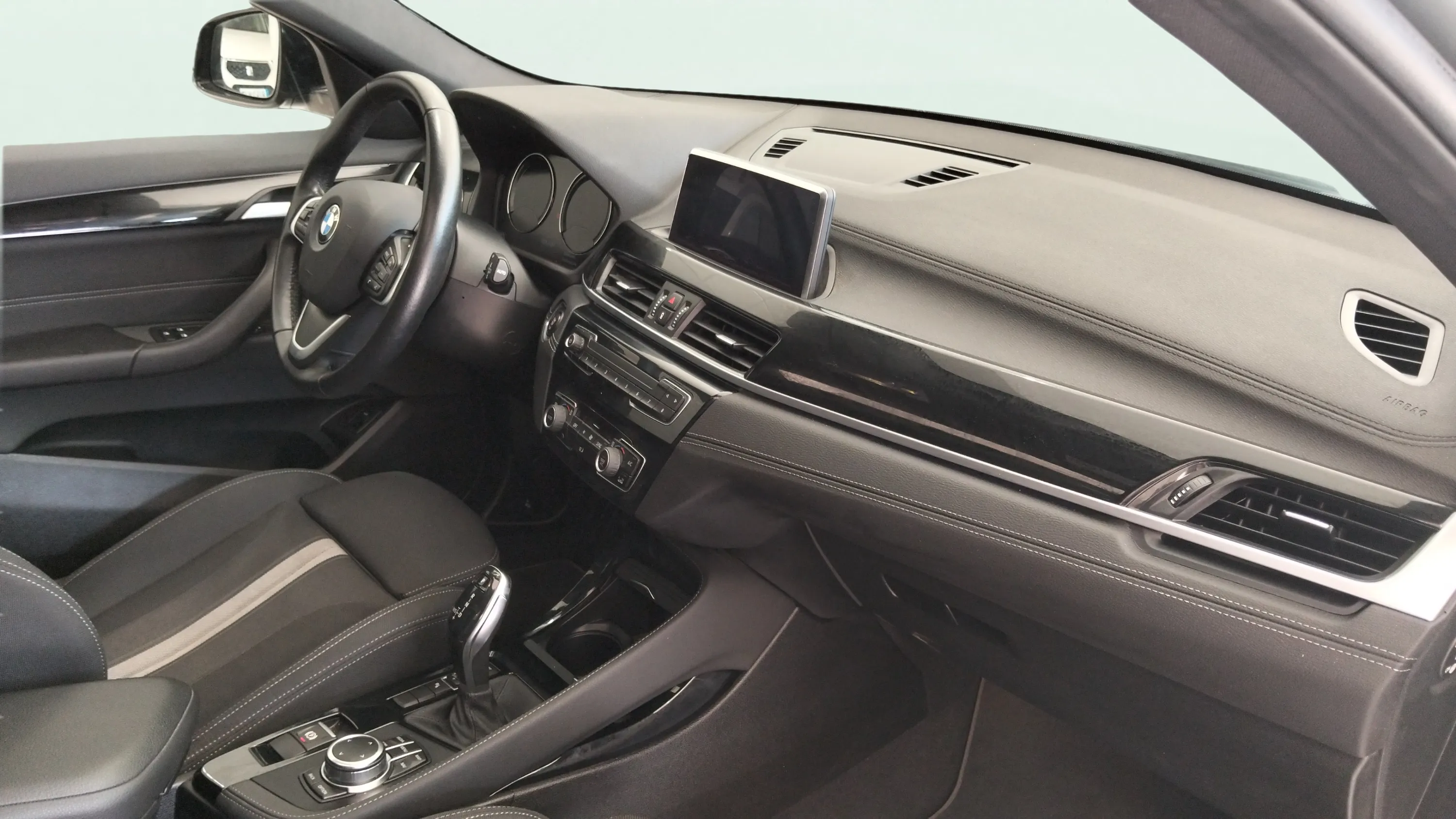BMW X2 sDrive18i - foto 7