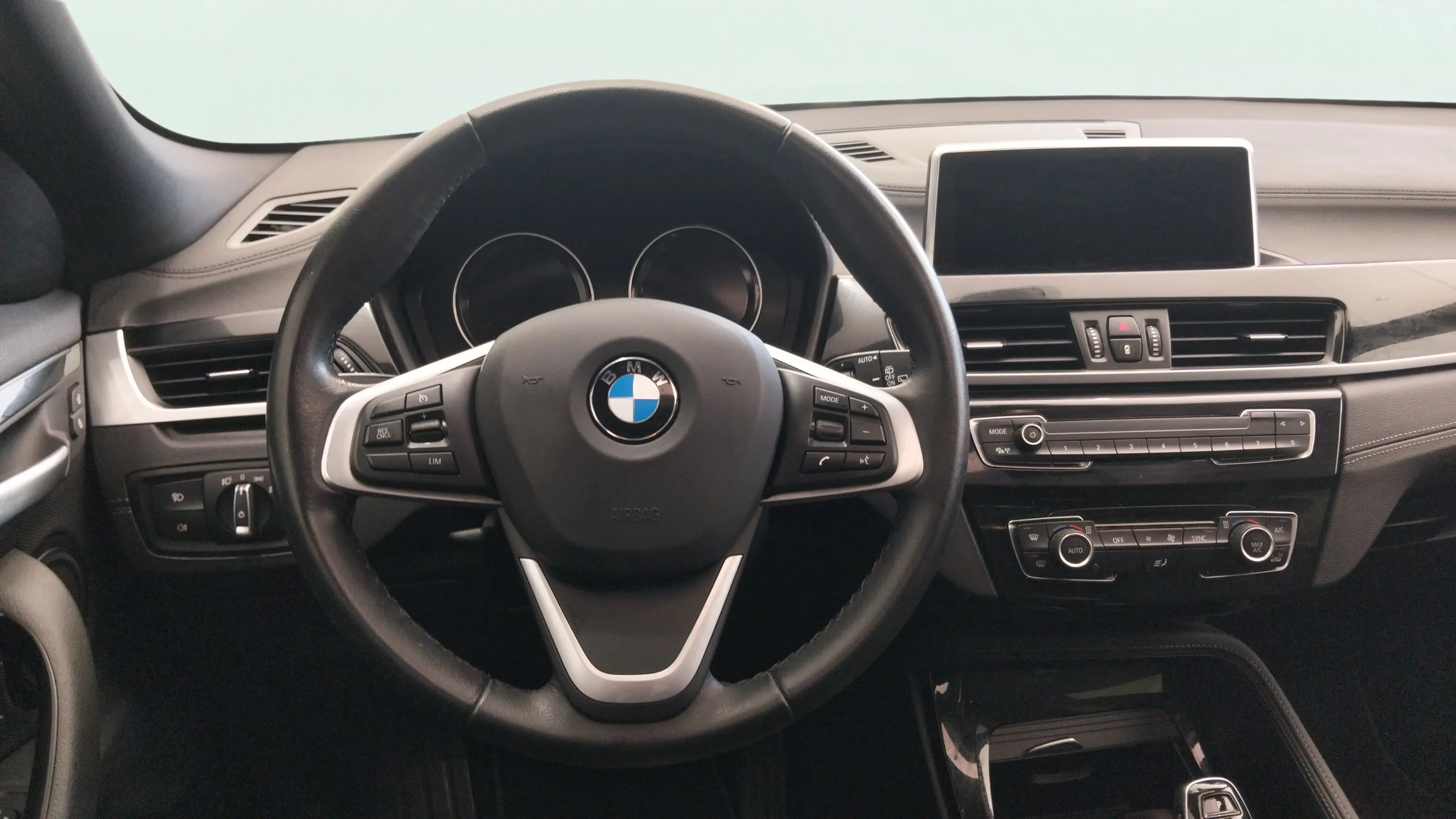 BMW X2 sDrive18i - foto 13