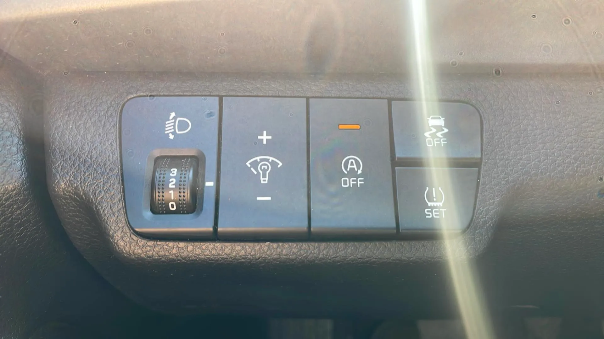 Kia Stonic 1.0 T-GDi MHEV iMT Concept - foto 29