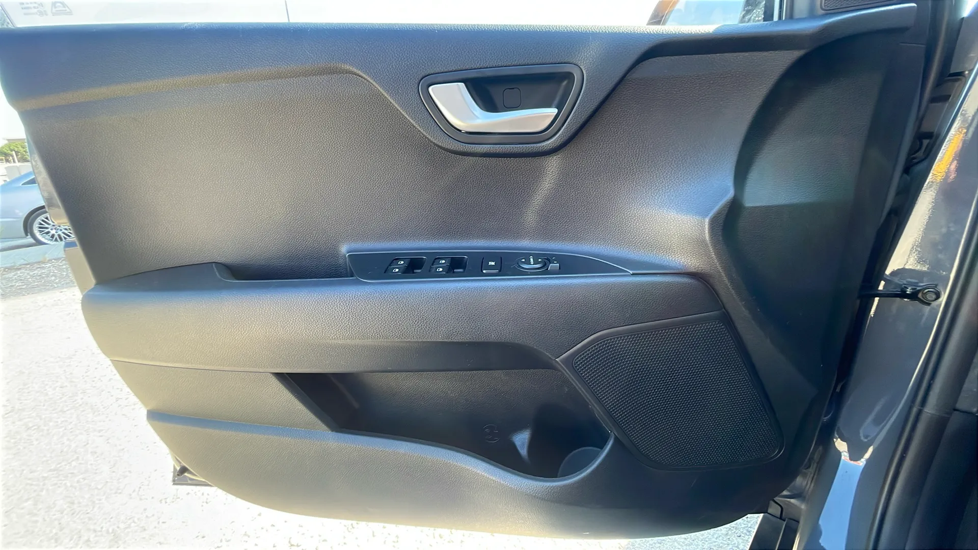 Kia Stonic 1.0 T-GDi MHEV iMT Concept - foto 16