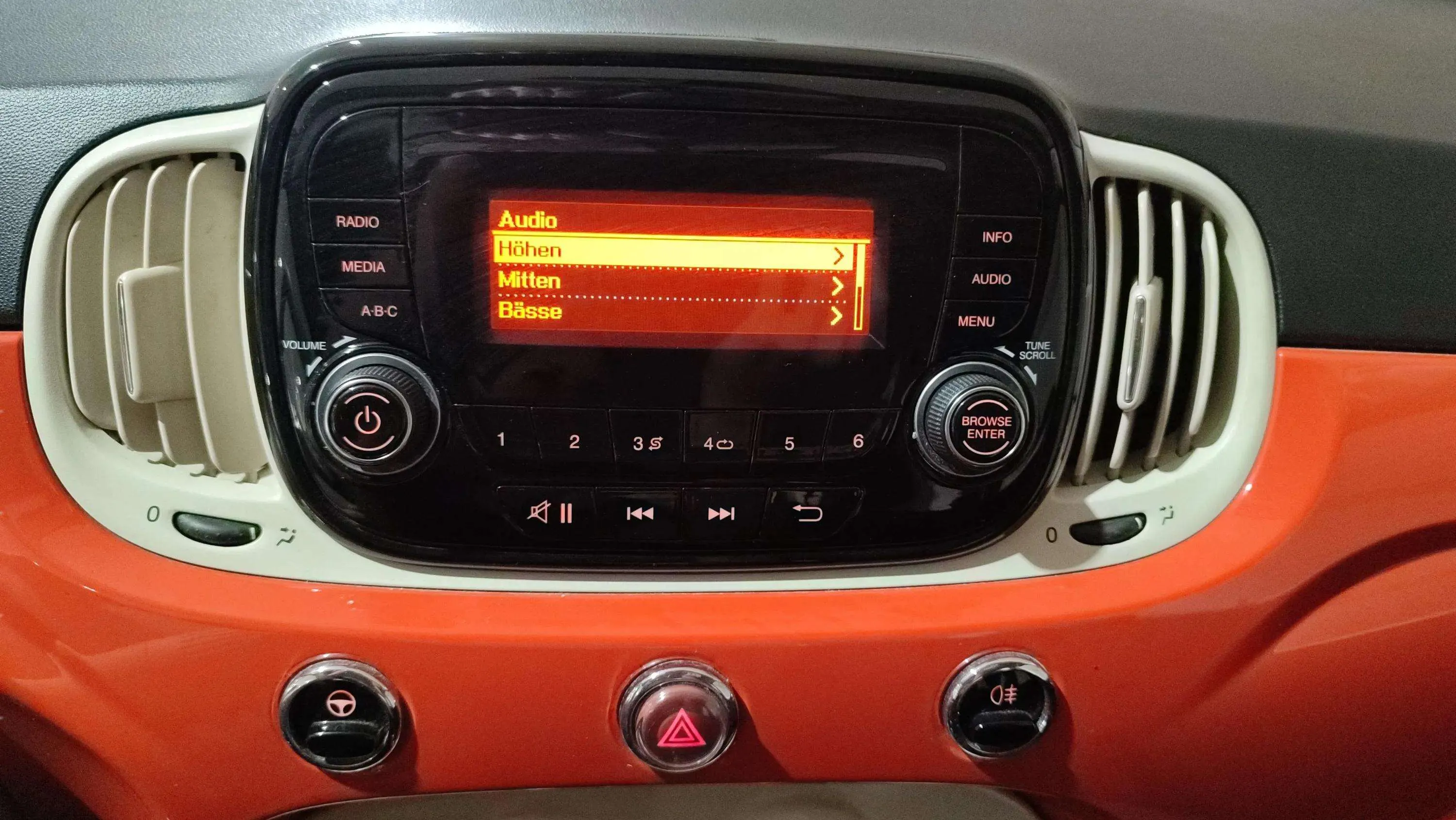 Fiat 500 Cult 1.0 Hybrid - foto 10