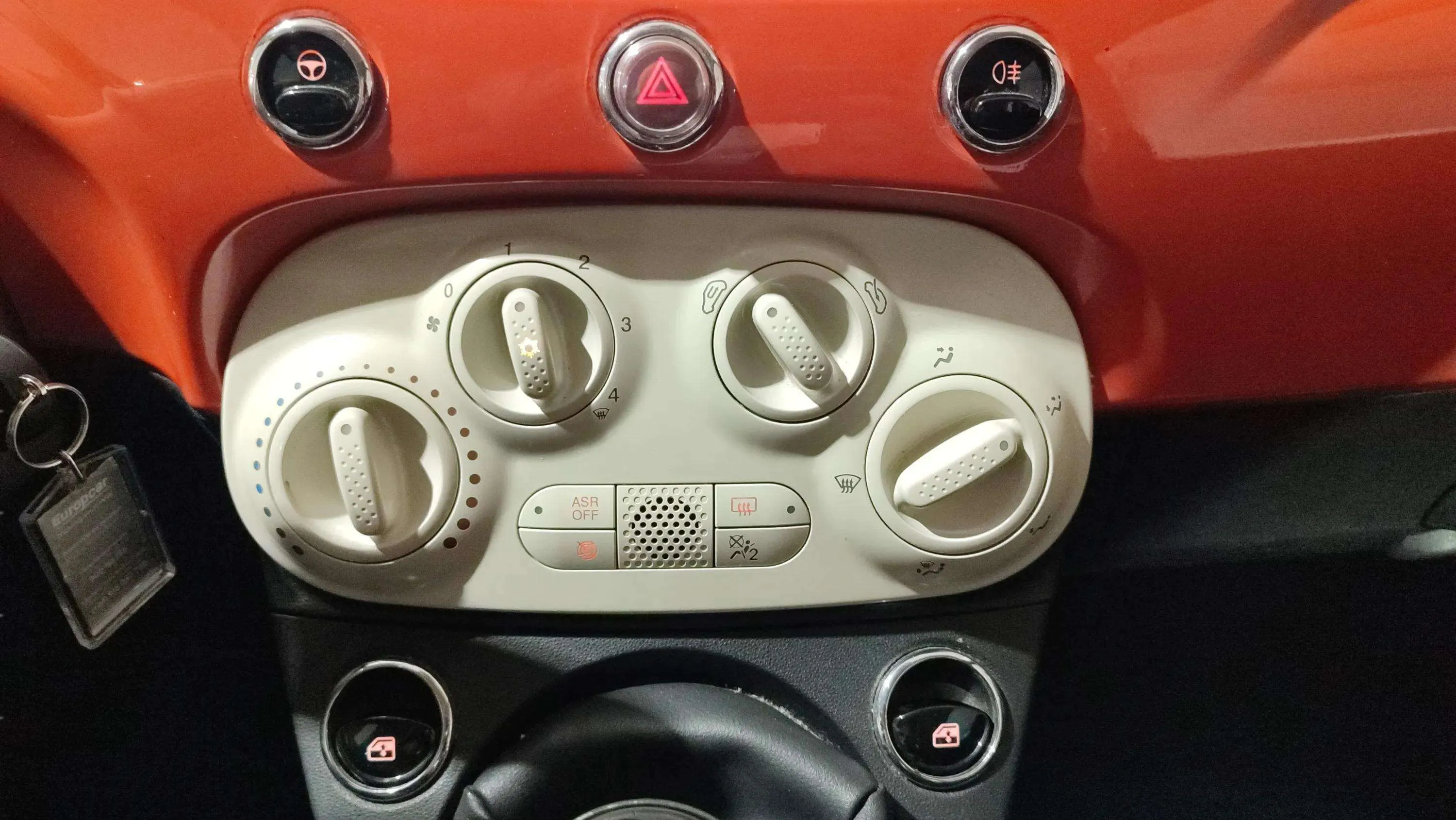 Fiat 500 Cult 1.0 Hybrid - foto 12