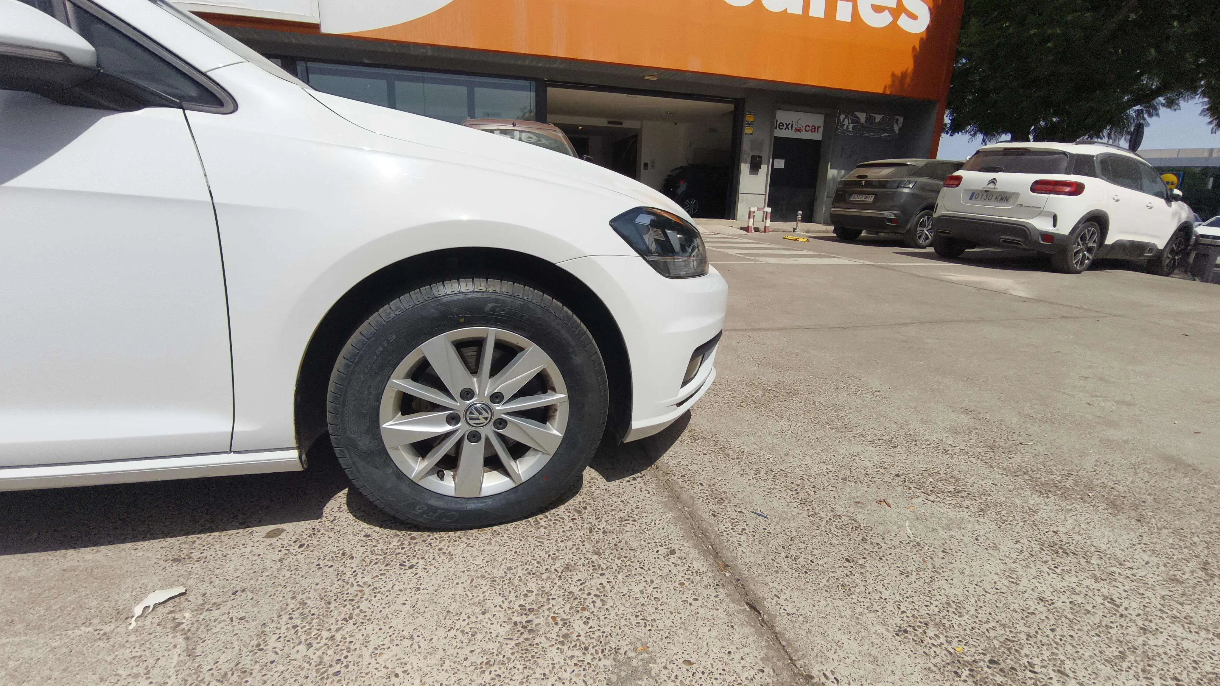 Volkswagen Golf Edition 1.6 TDI BMT - foto 29